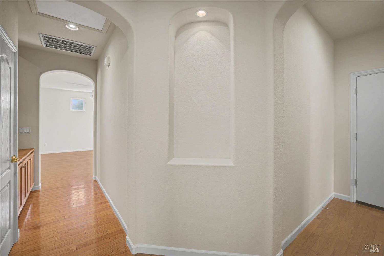 Detail Gallery Image 28 of 85 For 5862 Cabernet Dr, Vallejo,  CA 94591 - 3 Beds | 3 Baths