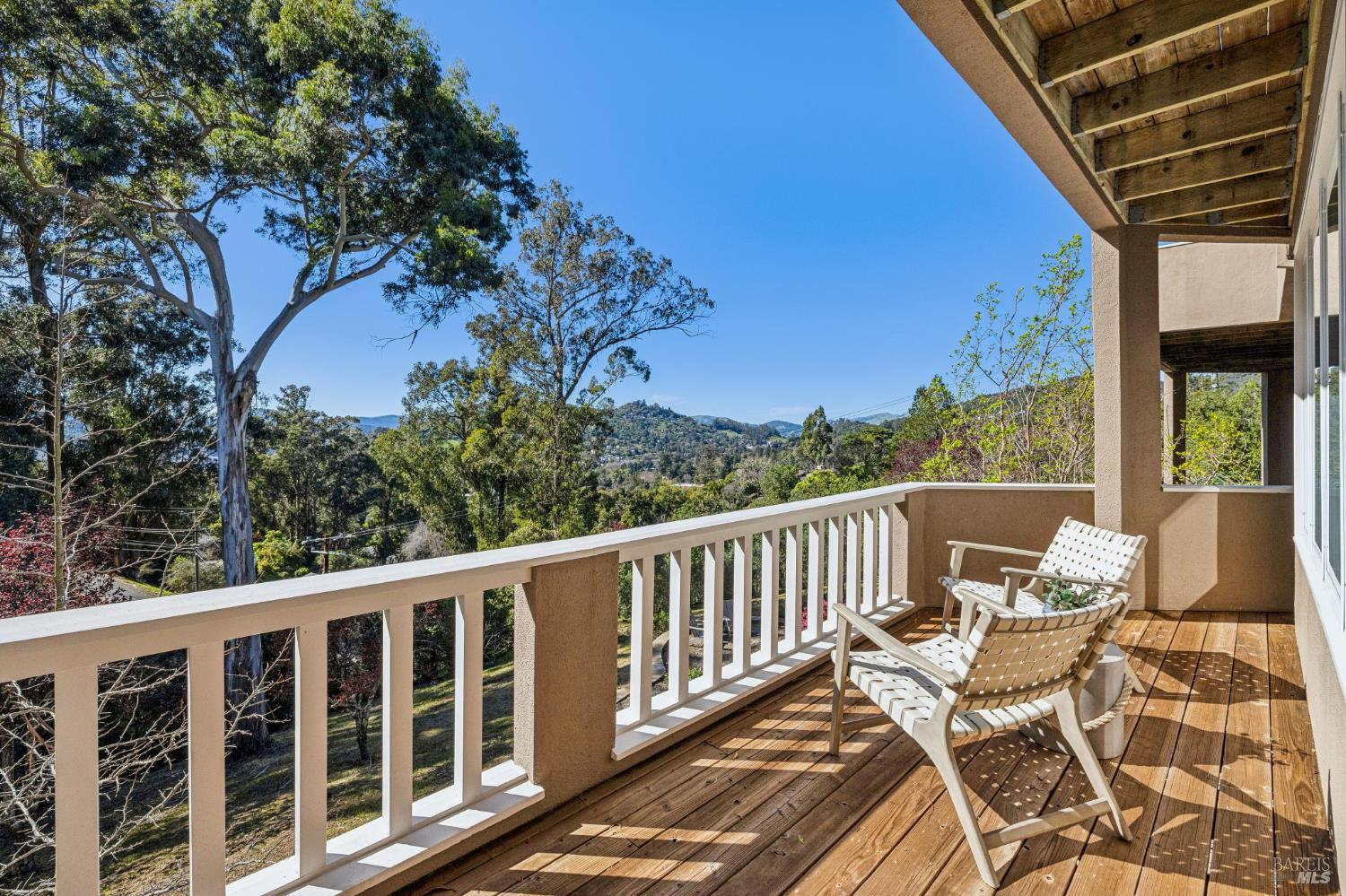 Detail Gallery Image 54 of 80 For 99 Deer Park Ave, San Rafael,  CA 94901 - 4 Beds | 3/1 Baths
