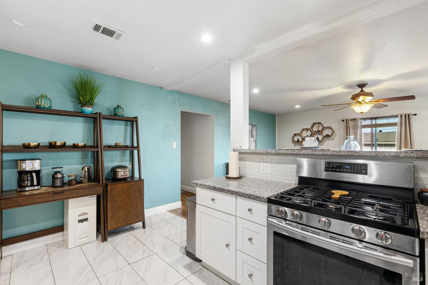 Detail Gallery Image 11 of 33 For 366 San Andreas St, Fairfield,  CA 94533 - 3 Beds | 2 Baths