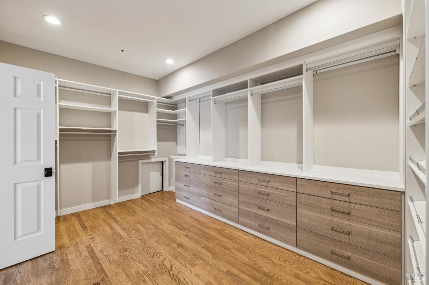 Detail Gallery Image 64 of 80 For 99 Deer Park Ave, San Rafael,  CA 94901 - 4 Beds | 3/1 Baths