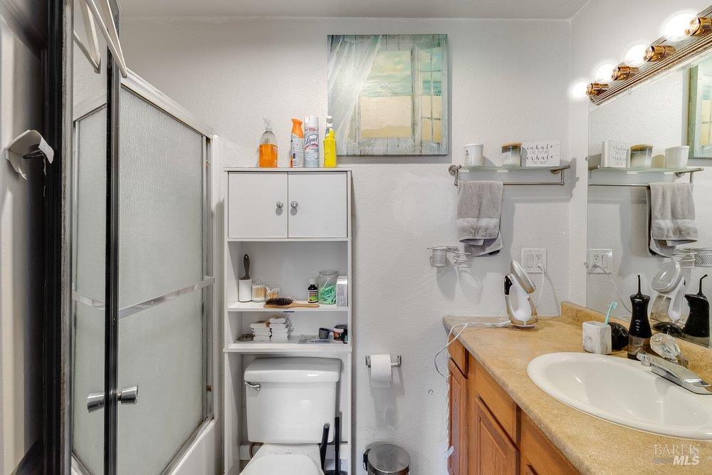 Detail Gallery Image 59 of 85 For 128 Norman Ave, Concord,  CA 94520 - 3 Beds | 2/1 Baths