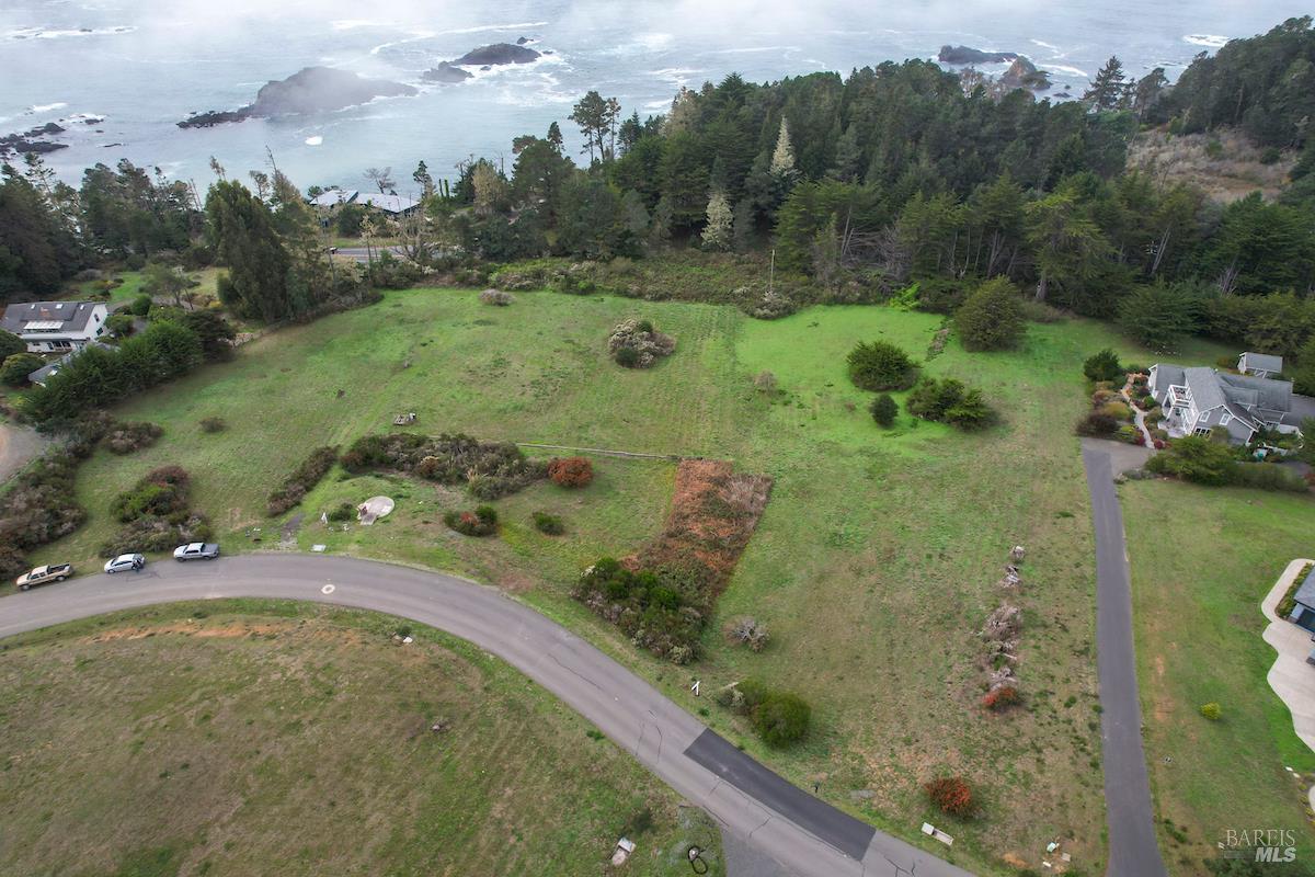 Detail Gallery Image 8 of 15 For 44821 Baywood Dr, Mendocino,  CA 95460 - – Beds | – Baths