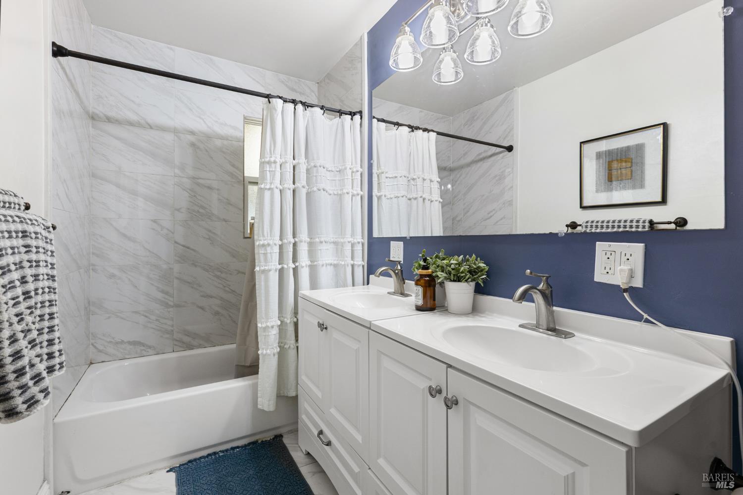 Detail Gallery Image 14 of 33 For 366 San Andreas St, Fairfield,  CA 94533 - 3 Beds | 2 Baths