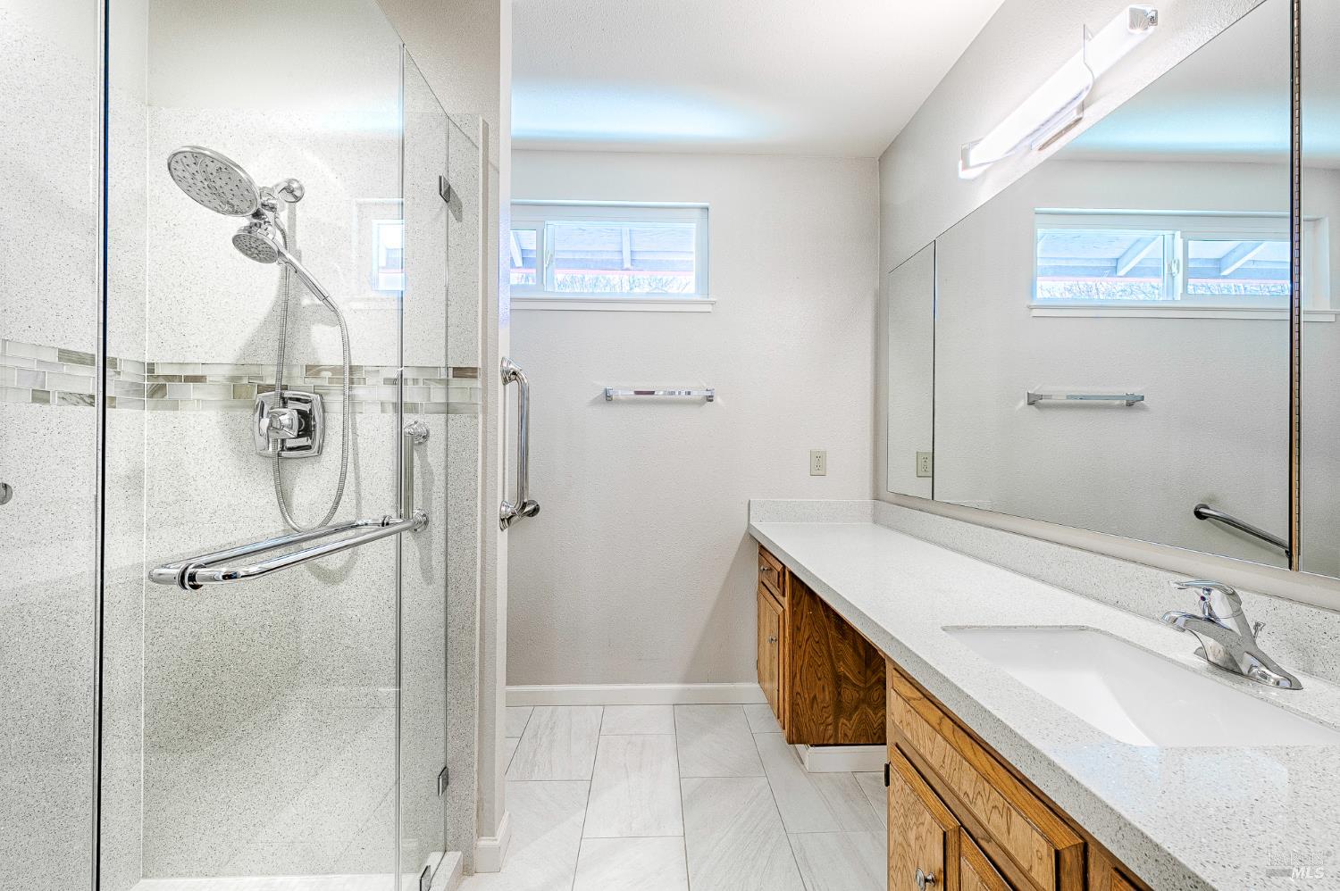 Detail Gallery Image 25 of 48 For 8886 Oakmont Dr, Santa Rosa,  CA 95409 - 3 Beds | 2 Baths