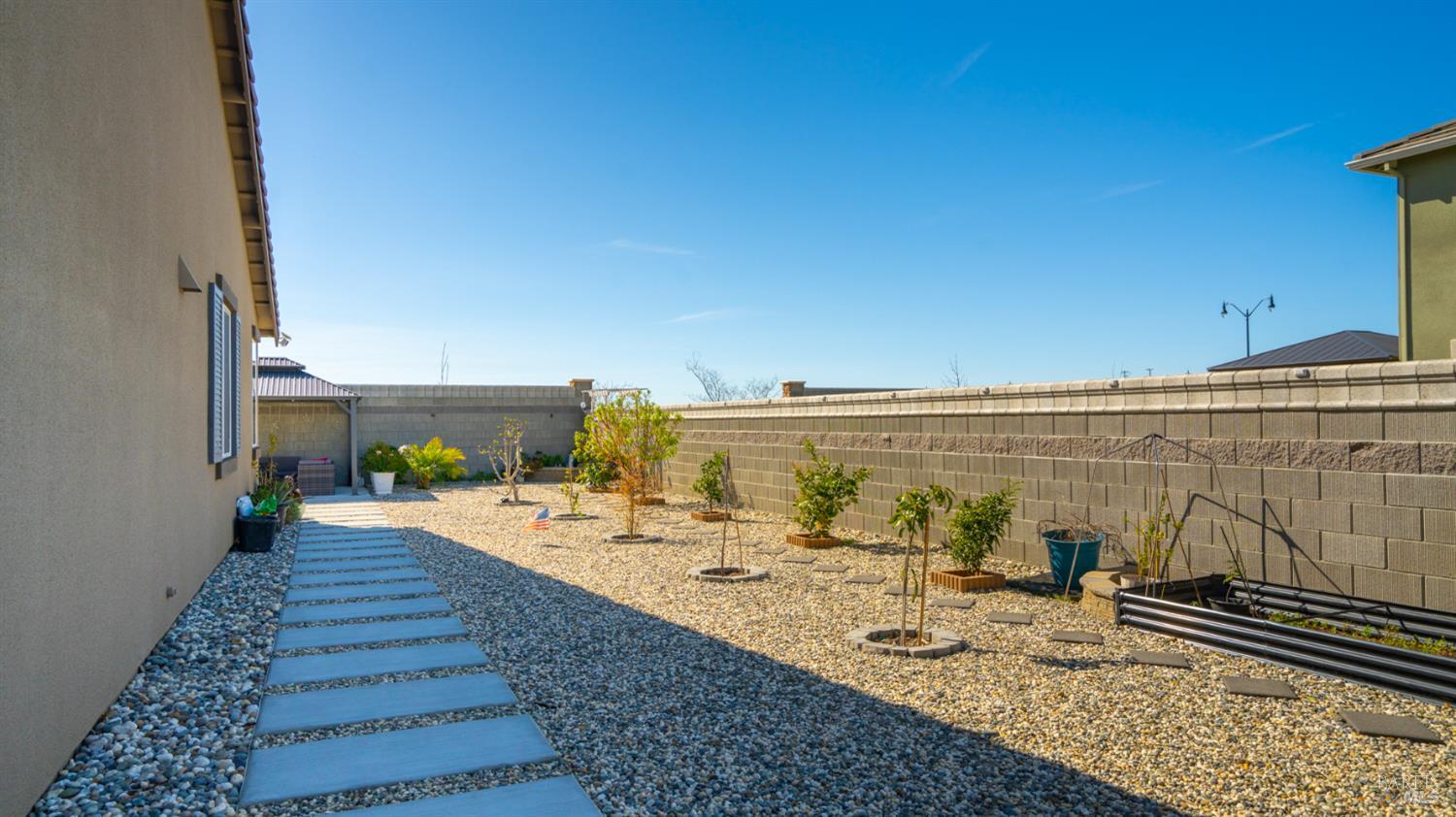 Detail Gallery Image 33 of 38 For 450 Baler Cir, Vacaville,  CA 95687 - 4 Beds | 3 Baths