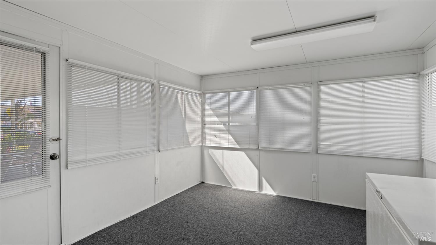 Detail Gallery Image 23 of 39 For 300 E H St 74, Benicia,  CA 94510 - 2 Beds | 2 Baths