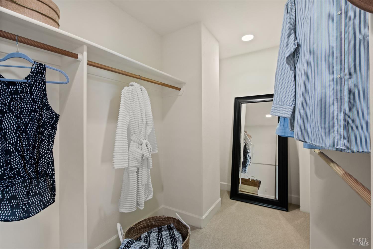 Detail Gallery Image 44 of 58 For 2405 Lewis Dr, Sebastopol,  CA 95472 - 3 Beds | 3 Baths