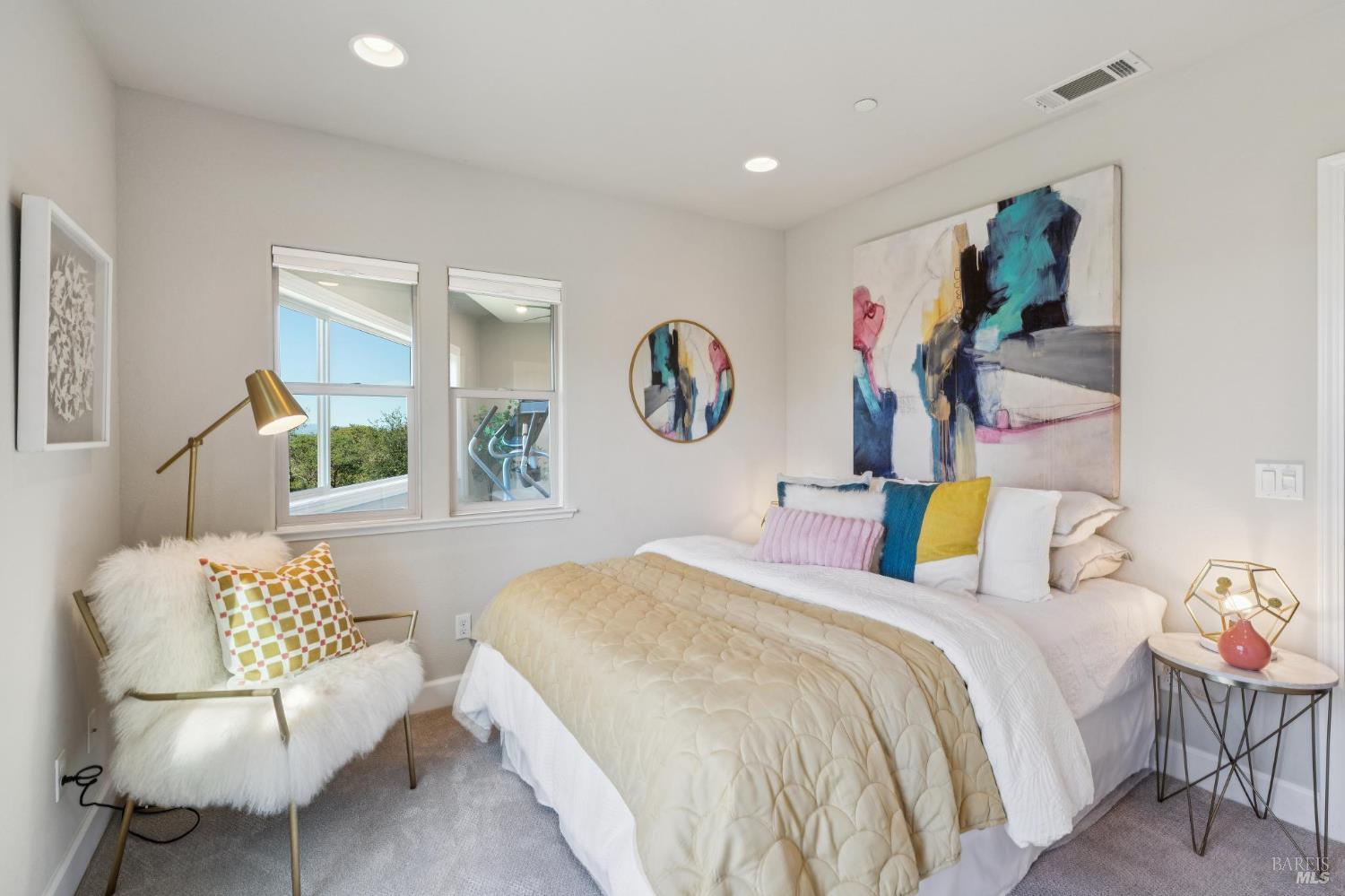 Detail Gallery Image 53 of 67 For 9 Edgehill Way, San Rafael,  CA 94903 - 3 Beds | 3 Baths