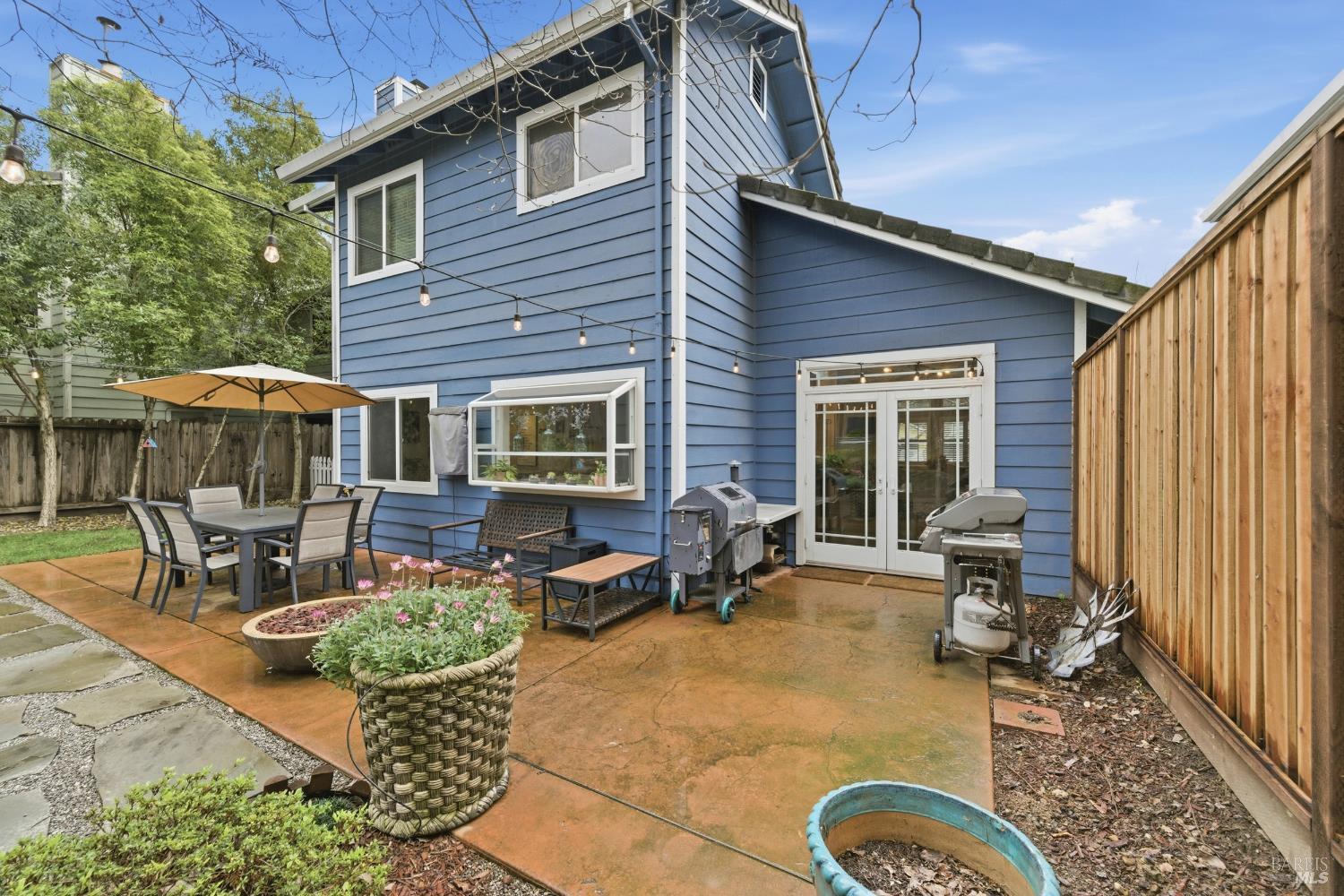 Detail Gallery Image 47 of 53 For 28 Winestone Ct, Napa,  CA 94558 - 4 Beds | 3 Baths