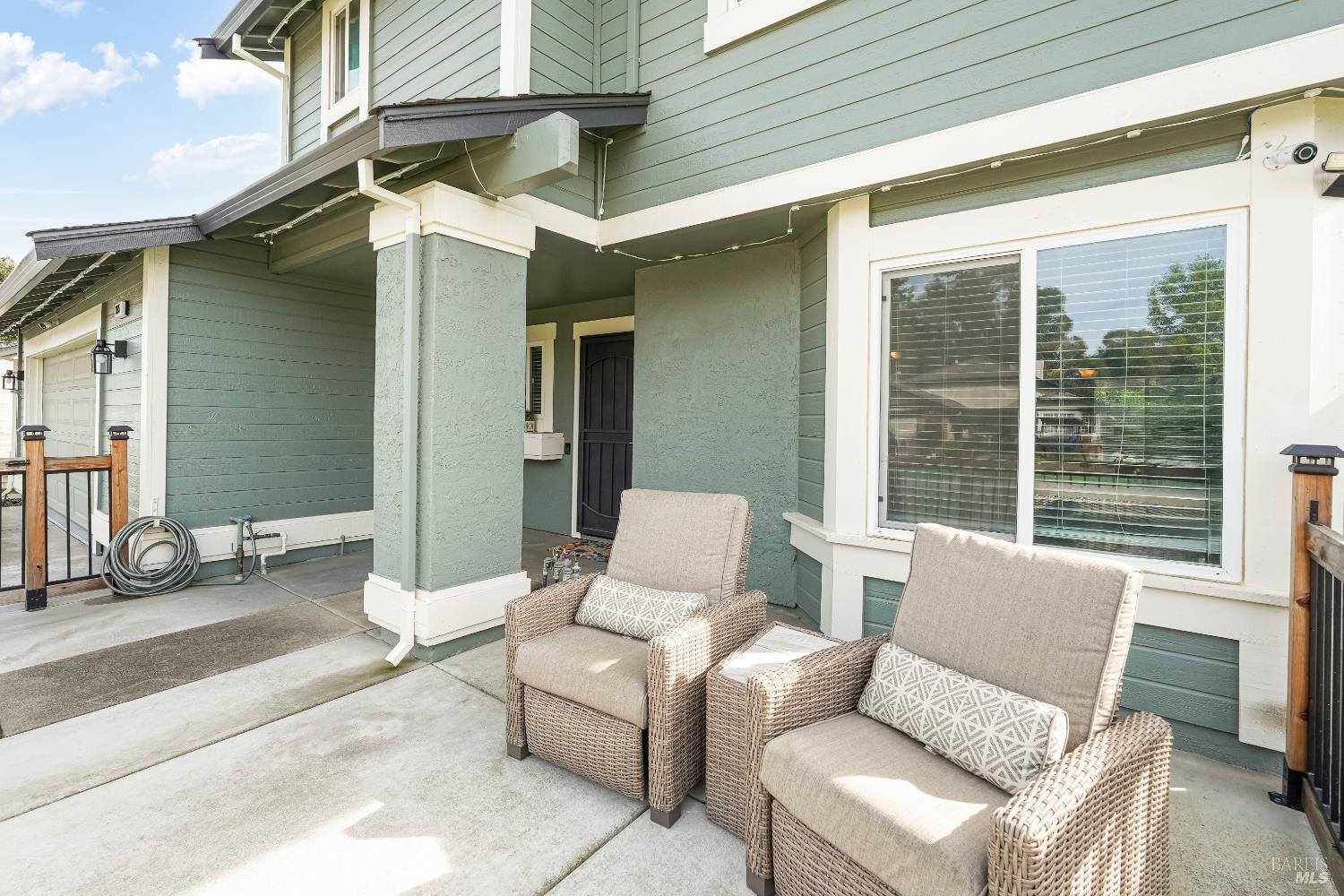 Detail Gallery Image 5 of 64 For 1315 Jacobs Pl, Dixon,  CA 95620 - 4 Beds | 2/1 Baths