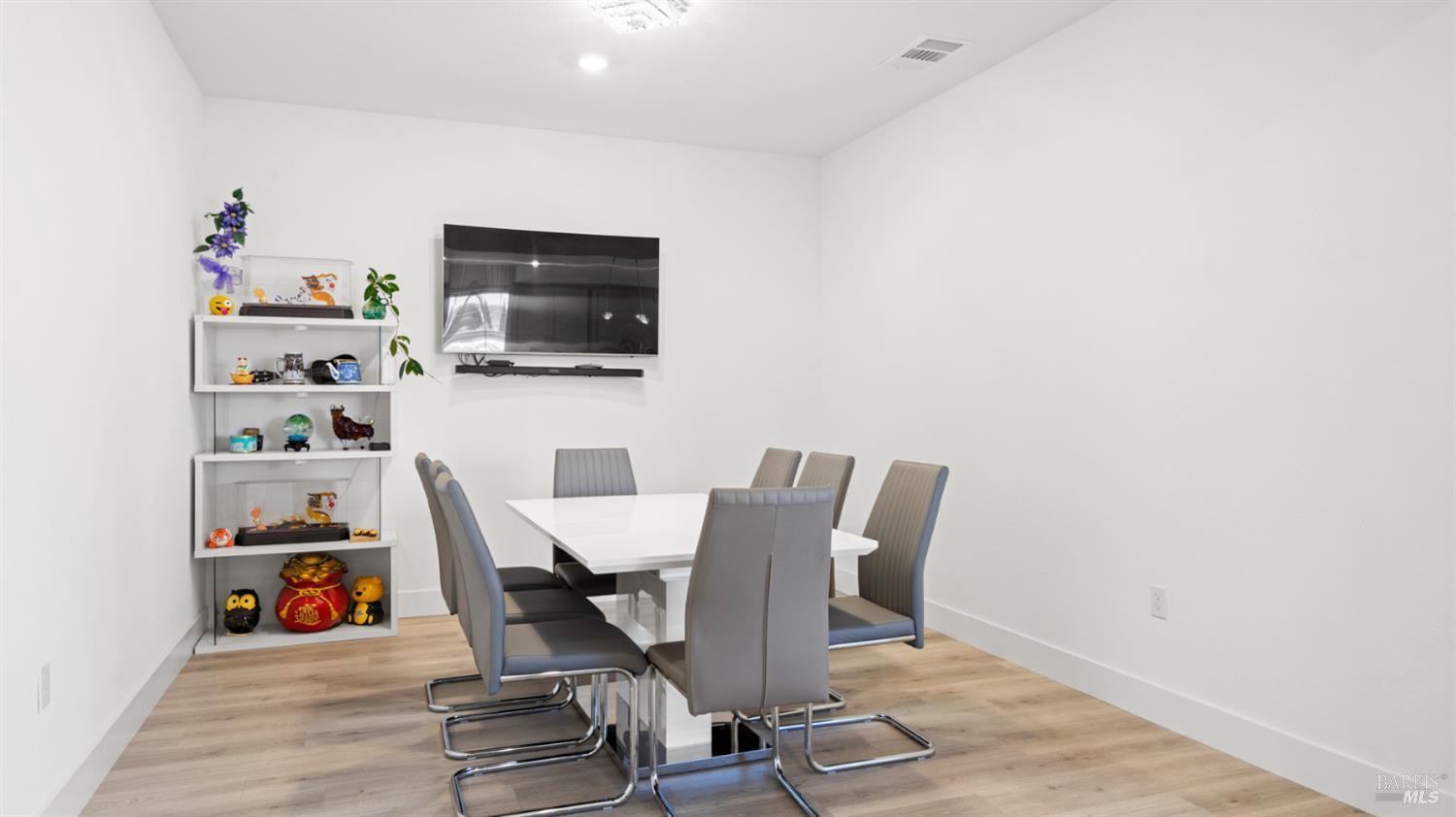 Detail Gallery Image 15 of 38 For 450 Baler Cir, Vacaville,  CA 95687 - 4 Beds | 3 Baths