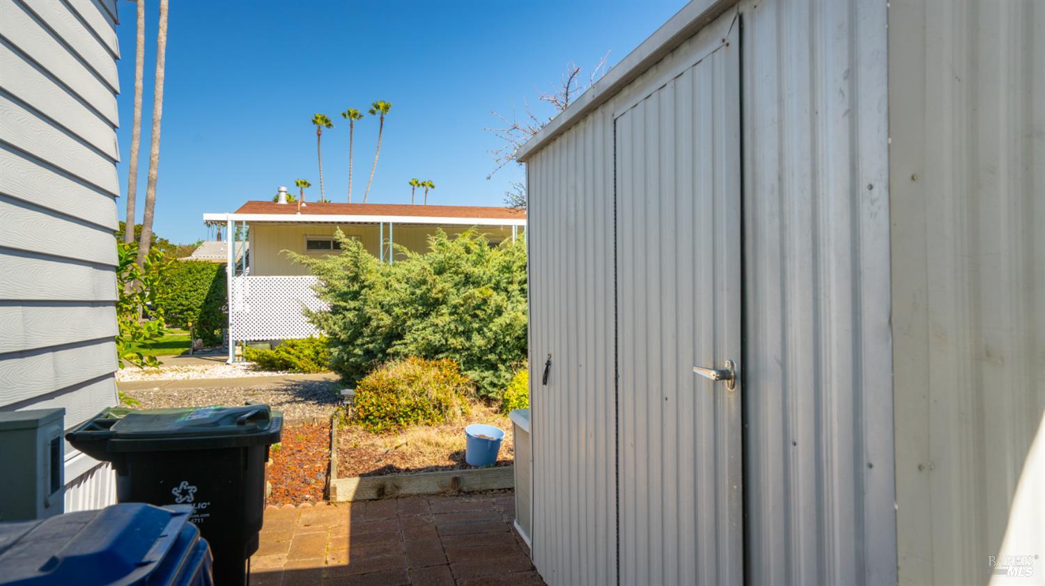 Detail Gallery Image 24 of 39 For 300 E H St 74, Benicia,  CA 94510 - 2 Beds | 2 Baths