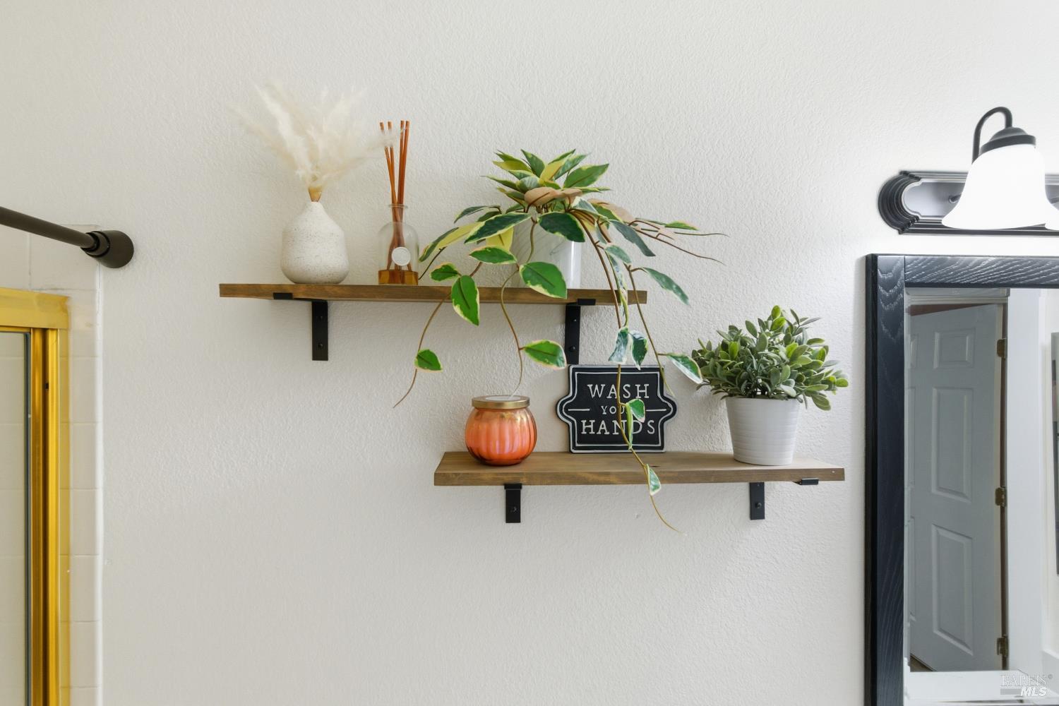 Detail Gallery Image 32 of 53 For 28 Winestone Ct, Napa,  CA 94558 - 4 Beds | 3 Baths