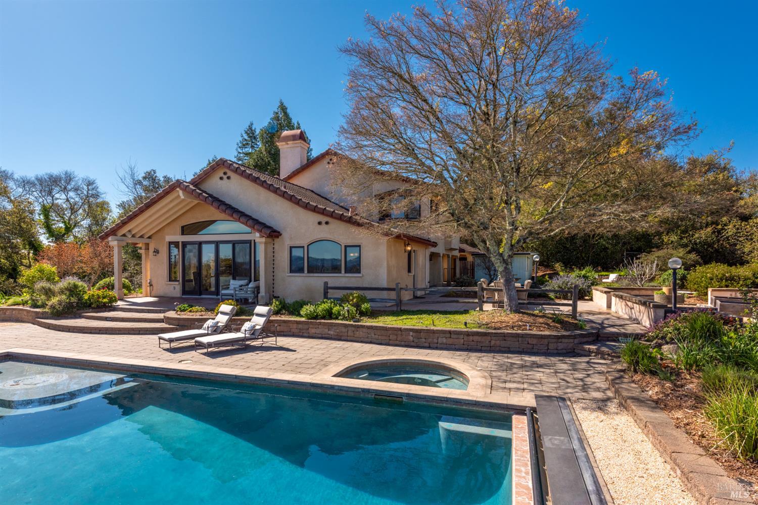 Detail Gallery Image 53 of 58 For 2405 Lewis Dr, Sebastopol,  CA 95472 - 3 Beds | 3 Baths