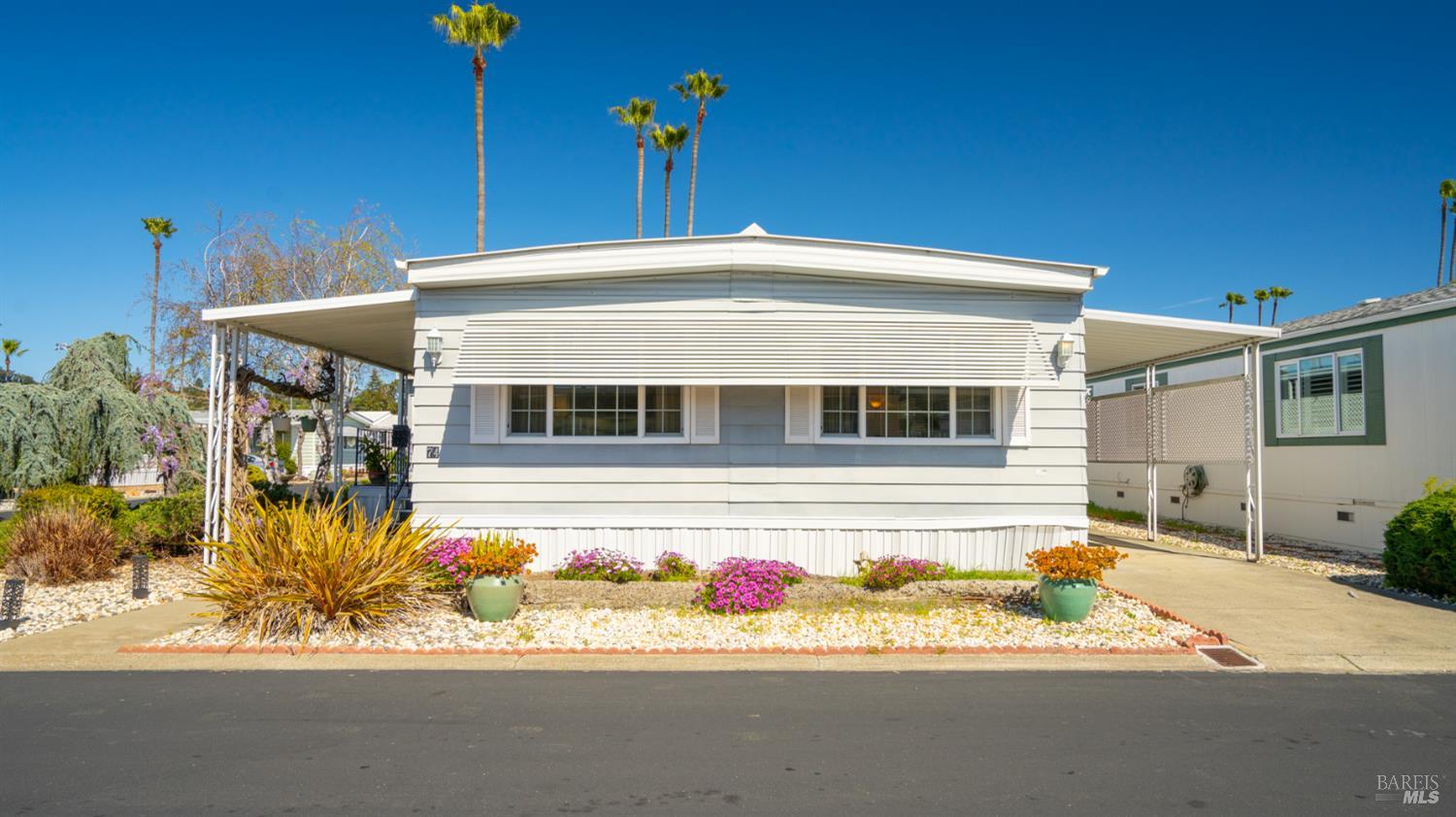 Detail Gallery Image 18 of 39 For 300 E H St 74, Benicia,  CA 94510 - 2 Beds | 2 Baths