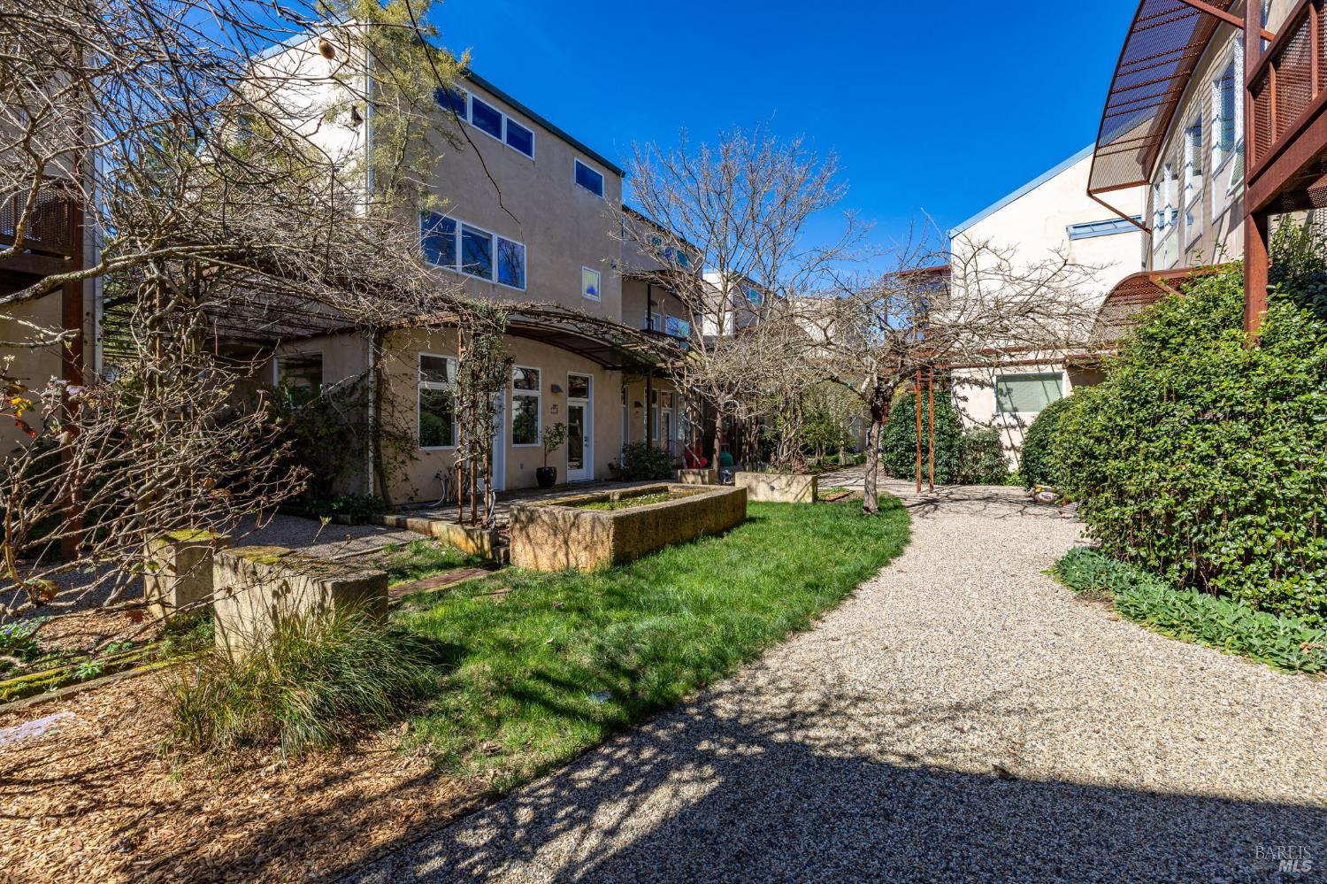 Detail Gallery Image 47 of 71 For 471 Florence Ave, Sebastopol,  CA 95472 - 2 Beds | 2/1 Baths