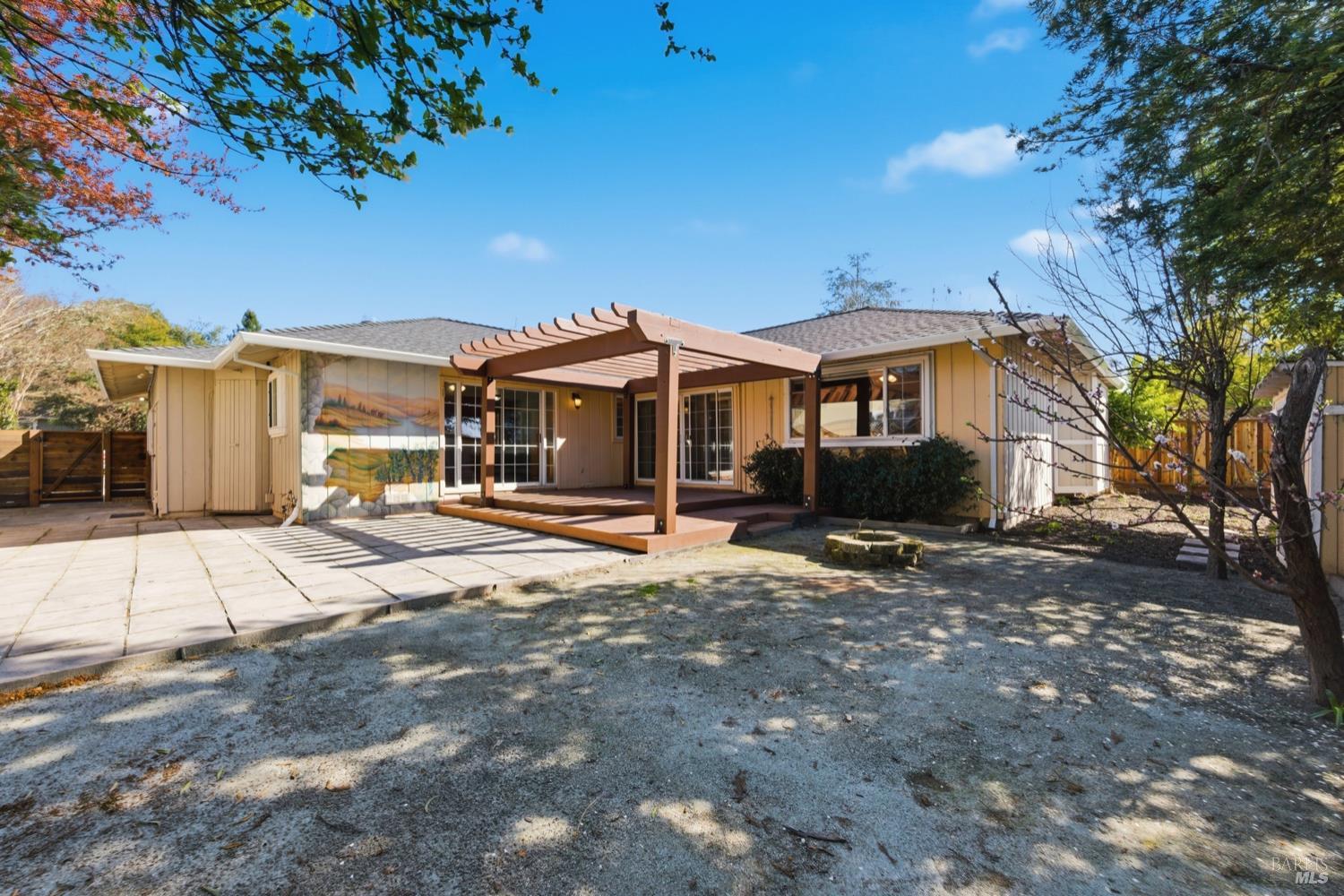 Detail Gallery Image 29 of 33 For 341 La Crosse Ave, Santa Rosa,  CA 95409 - 3 Beds | 2 Baths