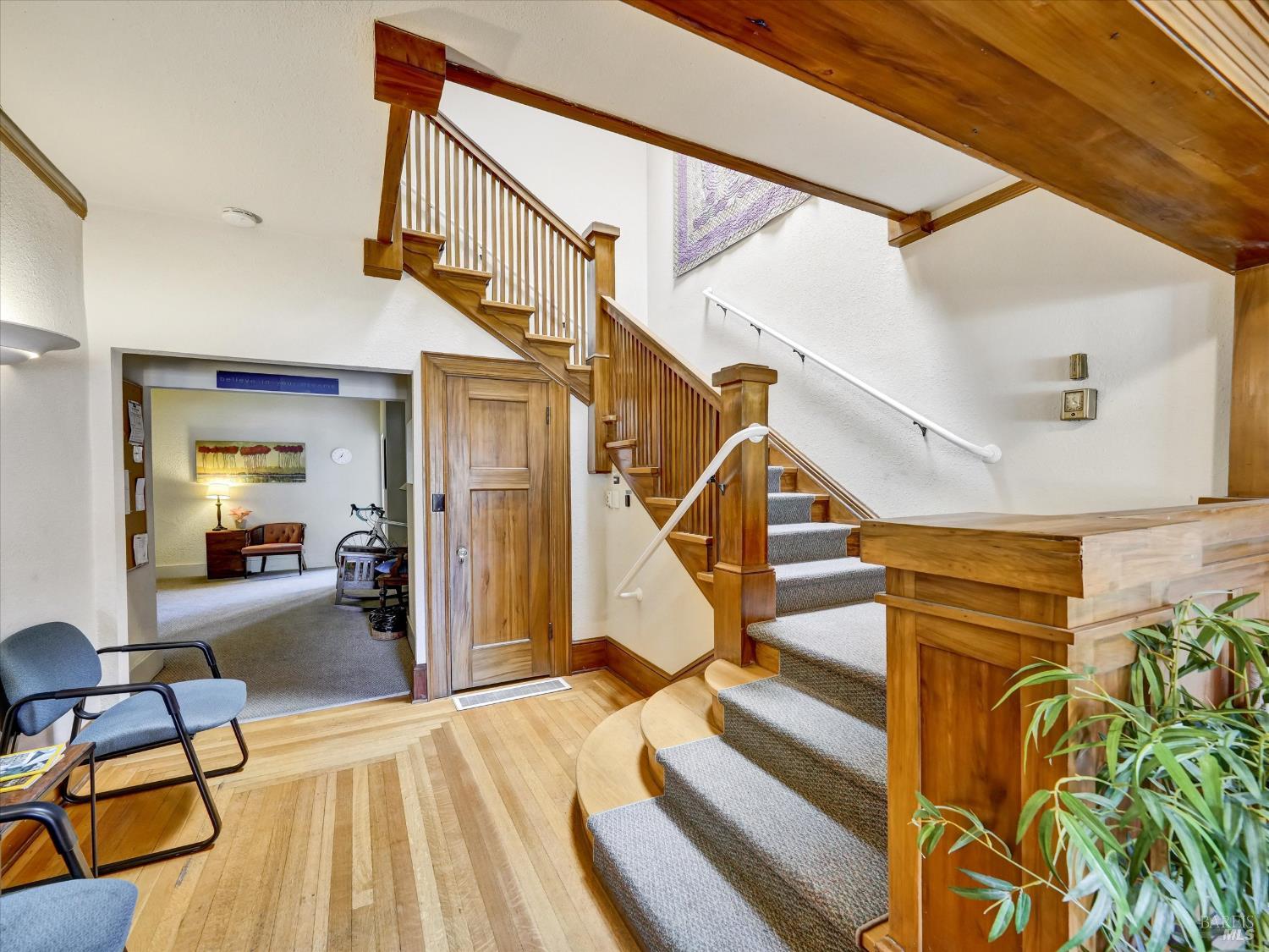 Detail Gallery Image 4 of 21 For 825 College Ave, Santa Rosa,  CA 95404 - – Beds | – Baths