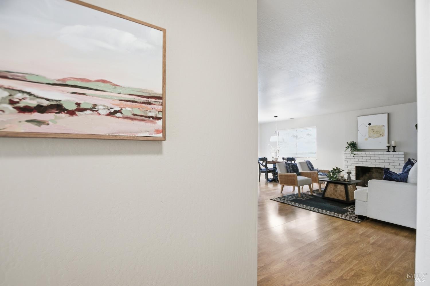 Detail Gallery Image 6 of 35 For 758 Pueblo Ave, Napa,  CA 94558 - 3 Beds | 2 Baths