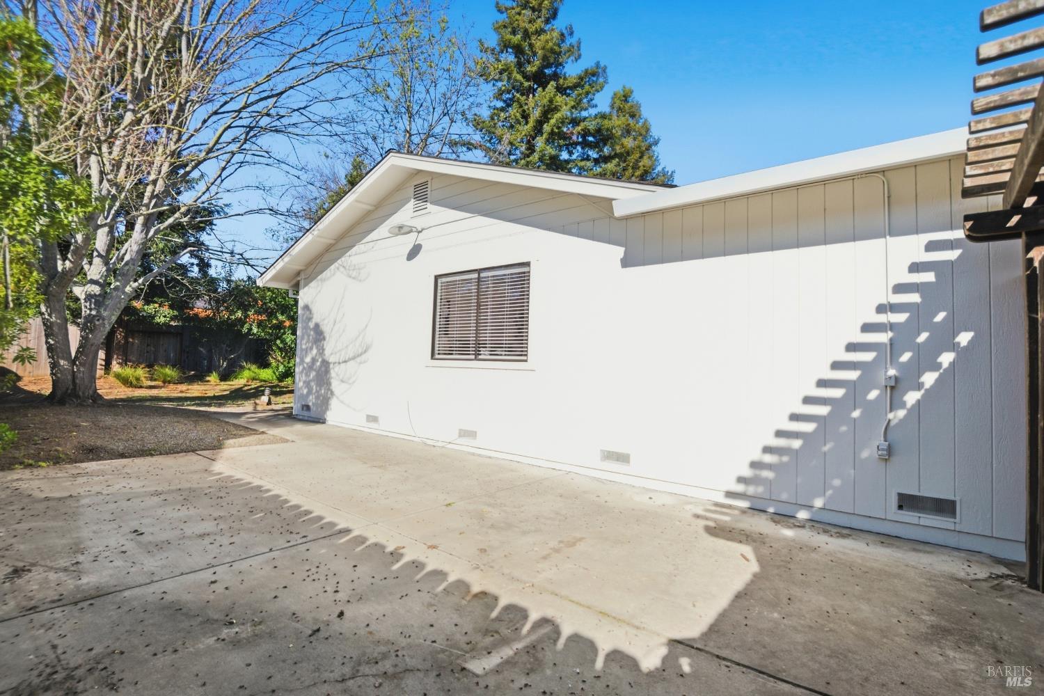 Detail Gallery Image 32 of 35 For 758 Pueblo Ave, Napa,  CA 94558 - 3 Beds | 2 Baths