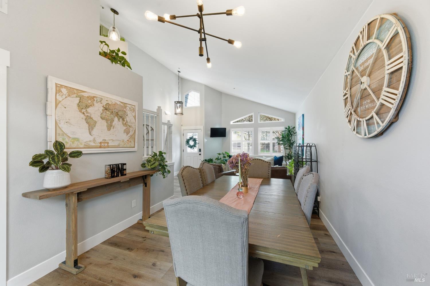 Detail Gallery Image 20 of 53 For 28 Winestone Ct, Napa,  CA 94558 - 4 Beds | 3 Baths