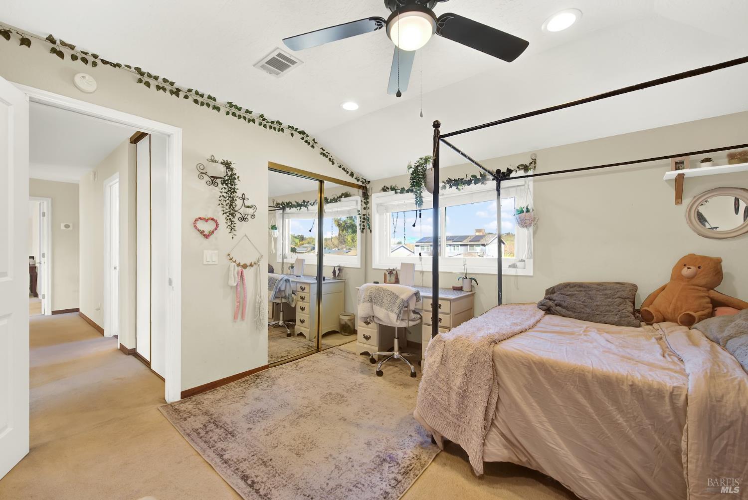 Detail Gallery Image 46 of 77 For 116 Alturas Ct, Vacaville,  CA 95688 - 5 Beds | 2/1 Baths