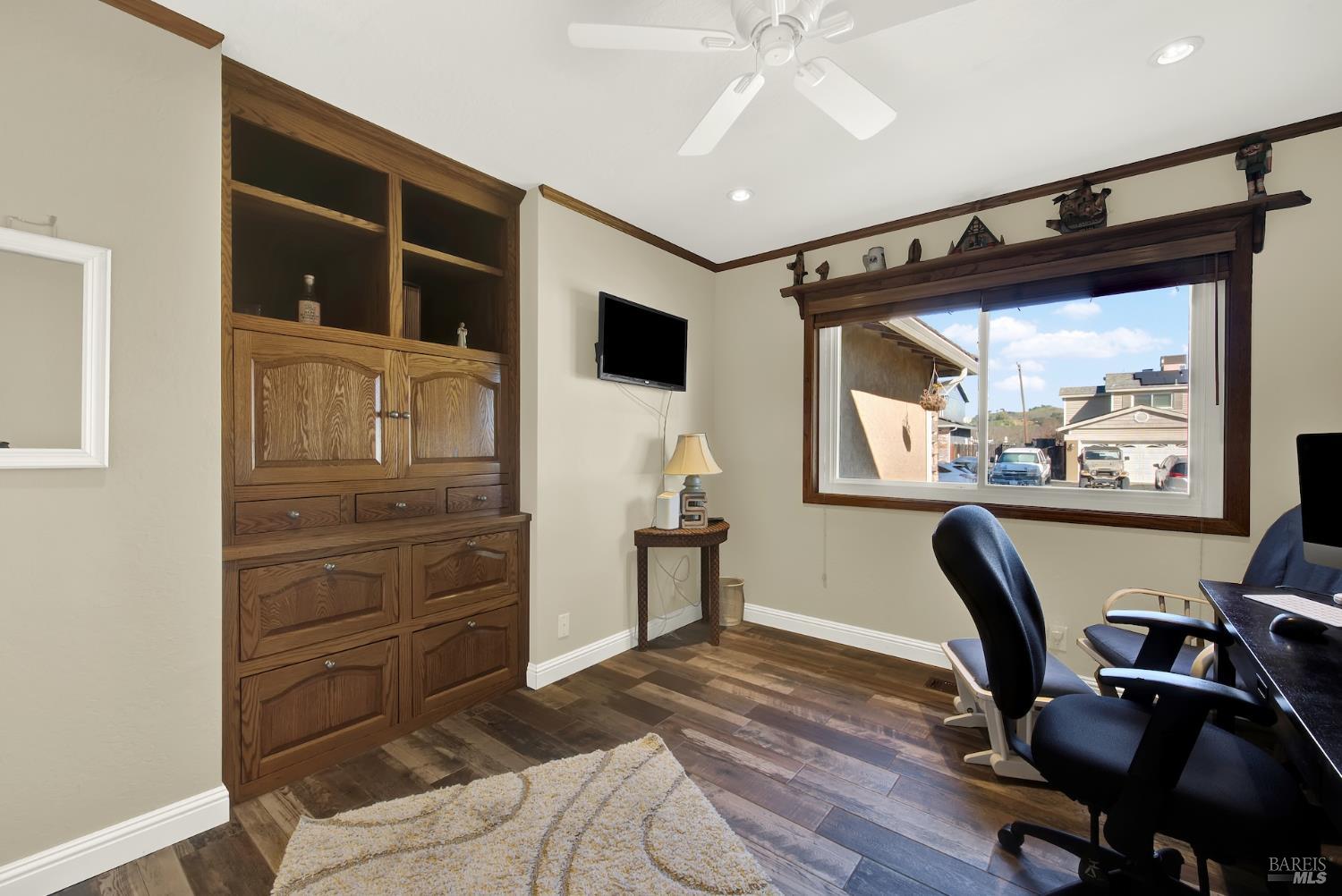 Detail Gallery Image 25 of 77 For 116 Alturas Ct, Vacaville,  CA 95688 - 5 Beds | 2/1 Baths