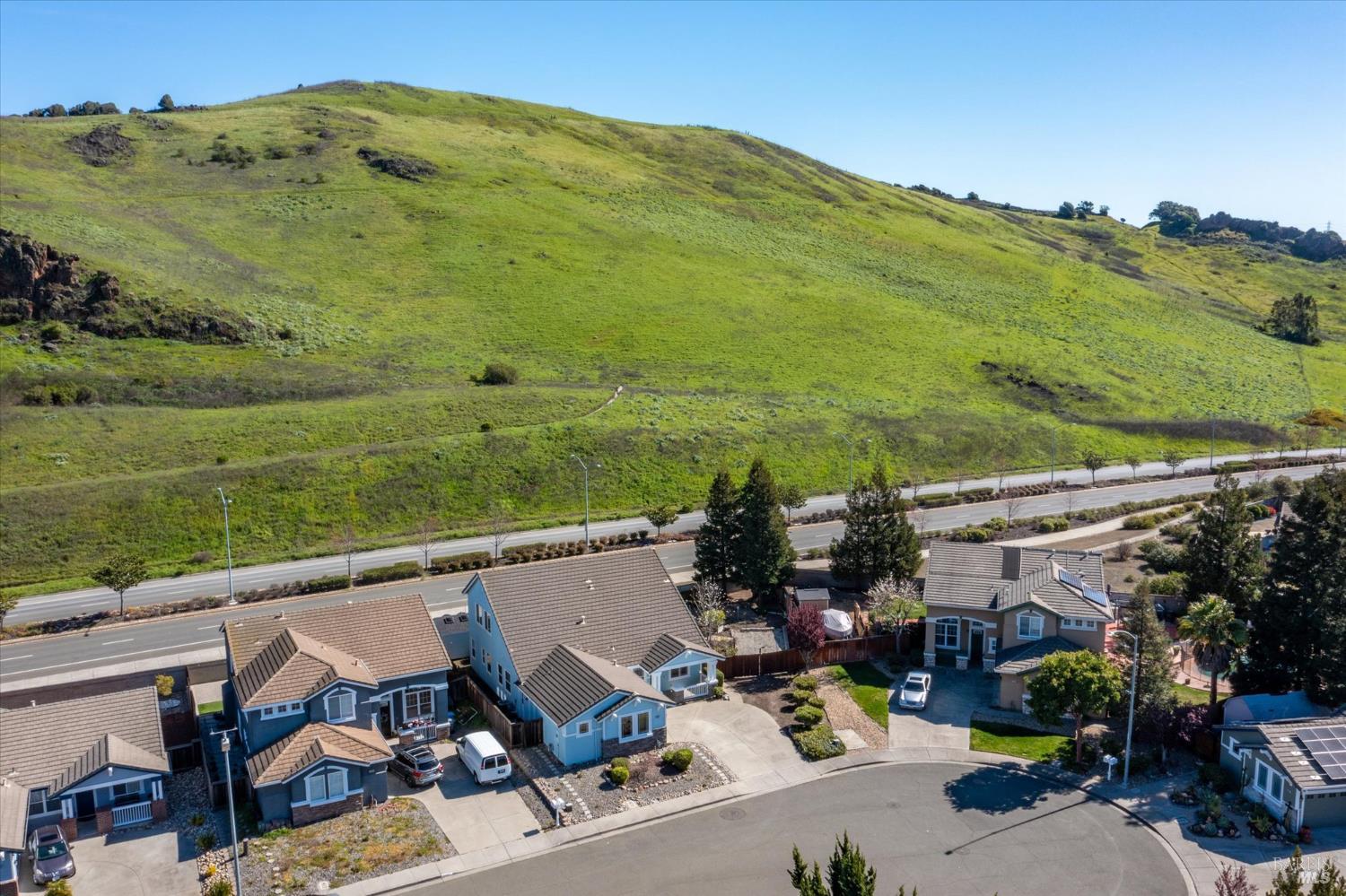 Detail Gallery Image 72 of 85 For 5862 Cabernet Dr, Vallejo,  CA 94591 - 3 Beds | 3 Baths