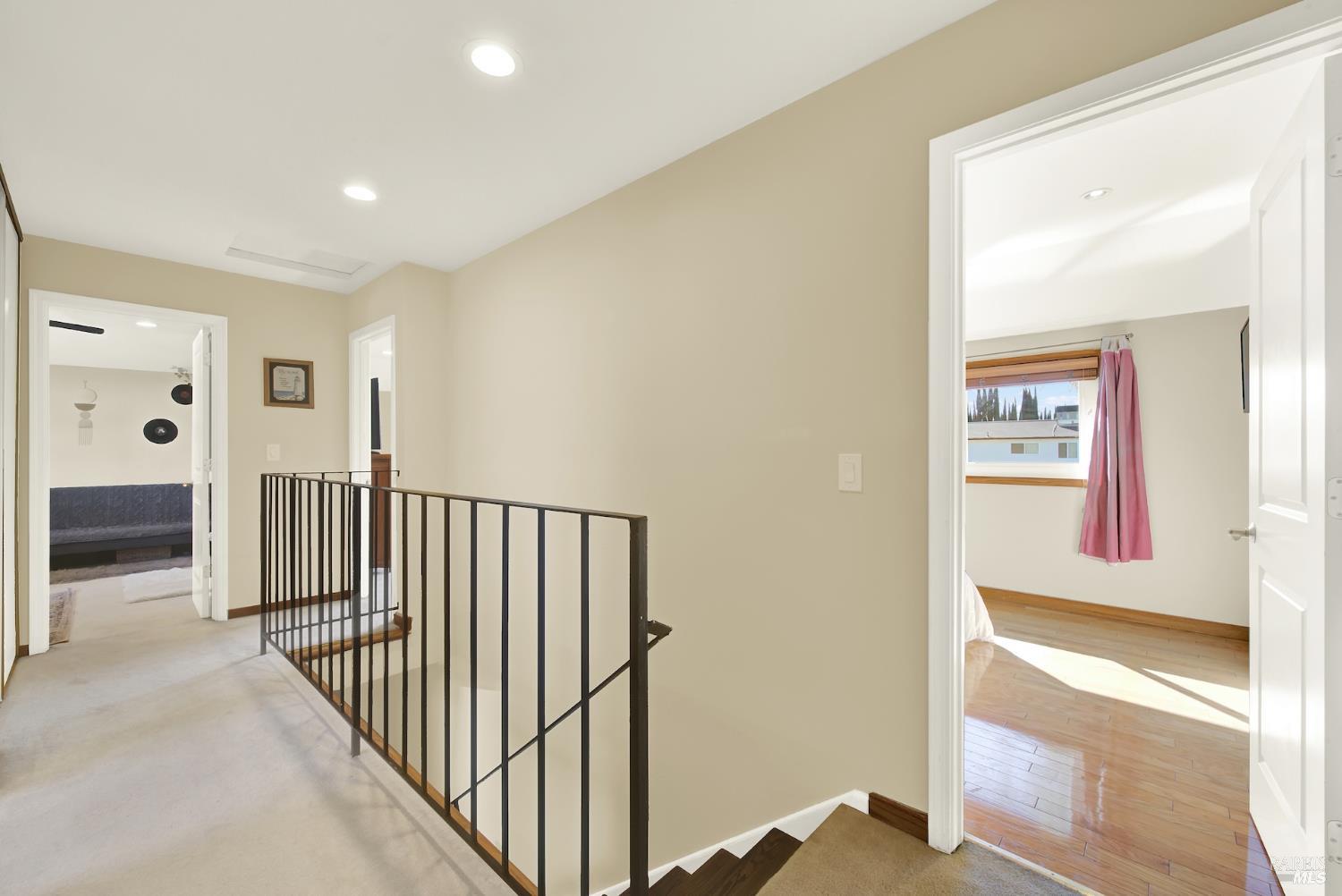 Detail Gallery Image 31 of 77 For 116 Alturas Ct, Vacaville,  CA 95688 - 5 Beds | 2/1 Baths