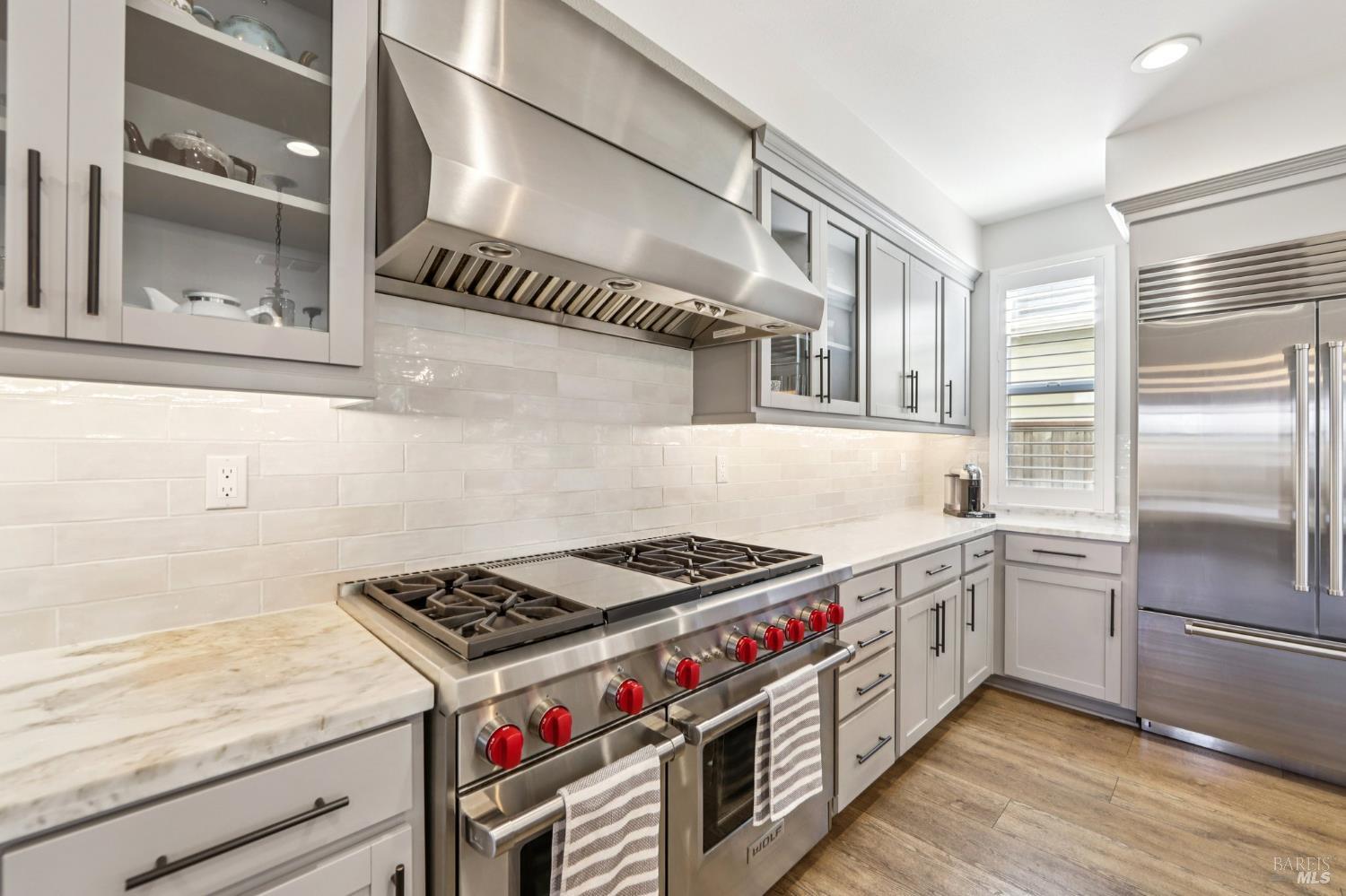 Detail Gallery Image 13 of 56 For 2453 Francisco Ave, Santa Rosa,  CA 95403 - 4 Beds | 3 Baths