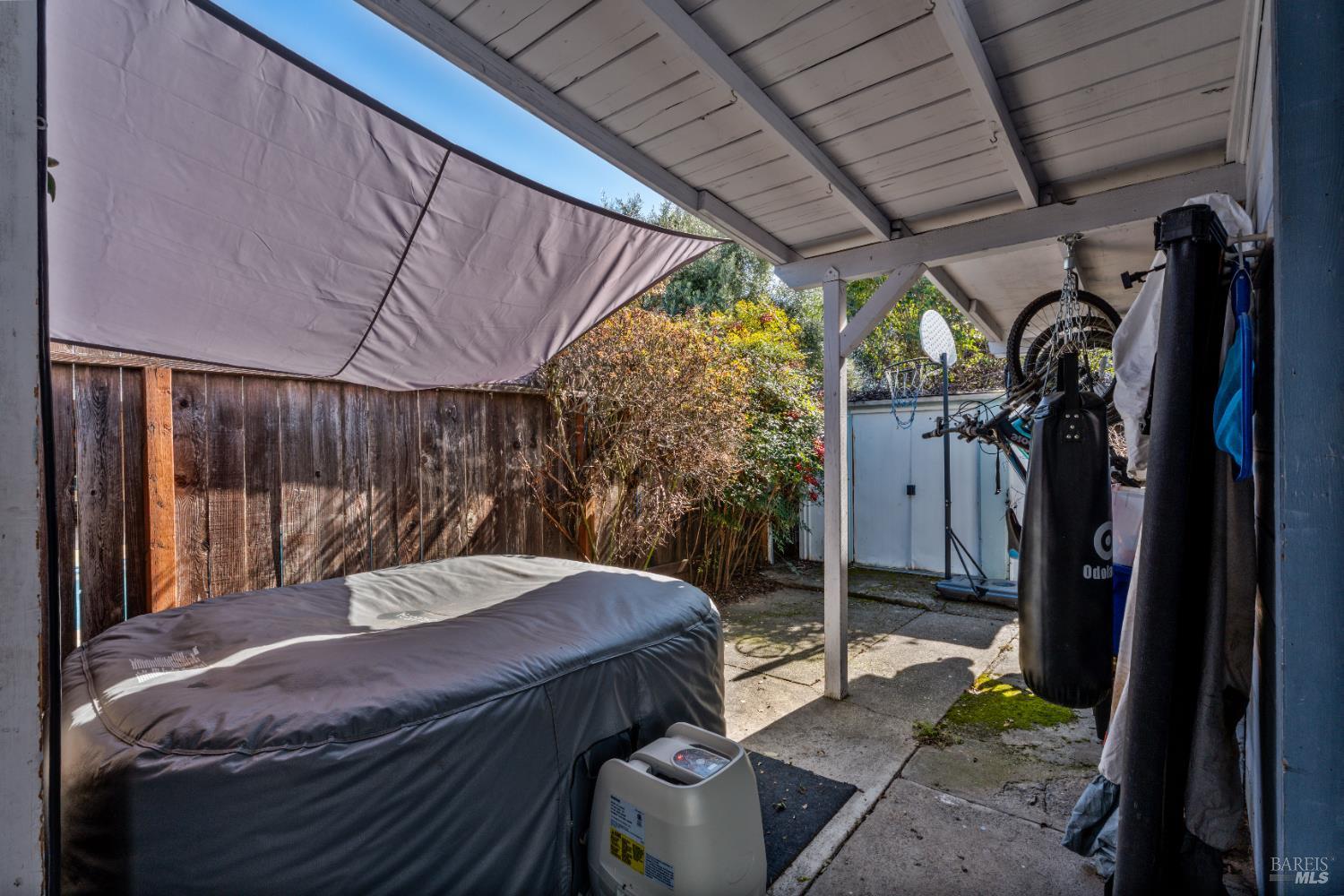 Detail Gallery Image 17 of 22 For 187 Magnolia St, Ukiah,  CA 95482 - 2 Beds | 1 Baths