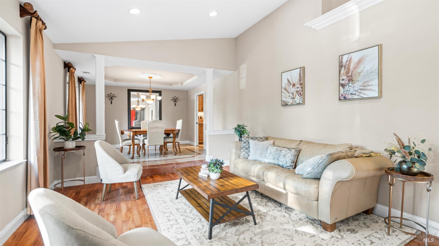 Detail Gallery Image 5 of 49 For 173 San Jose Ct, Vacaville,  CA 95688 - 4 Beds | 2 Baths