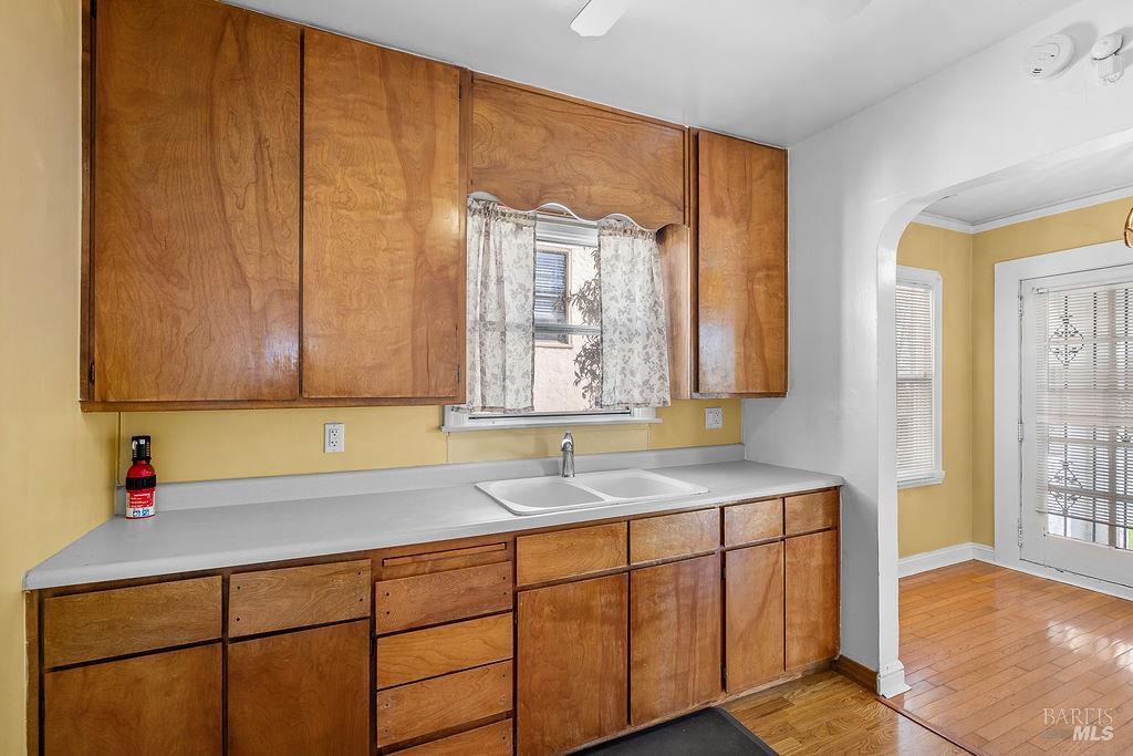 Detail Gallery Image 11 of 32 For 1434 Beach St, Vallejo,  CA 94590 - 2 Beds | 1 Baths