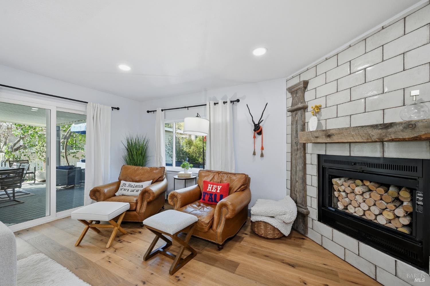 Detail Gallery Image 12 of 37 For 7 Del Campo Ct, Saint Helena,  CA 94574 - 2 Beds | 2 Baths