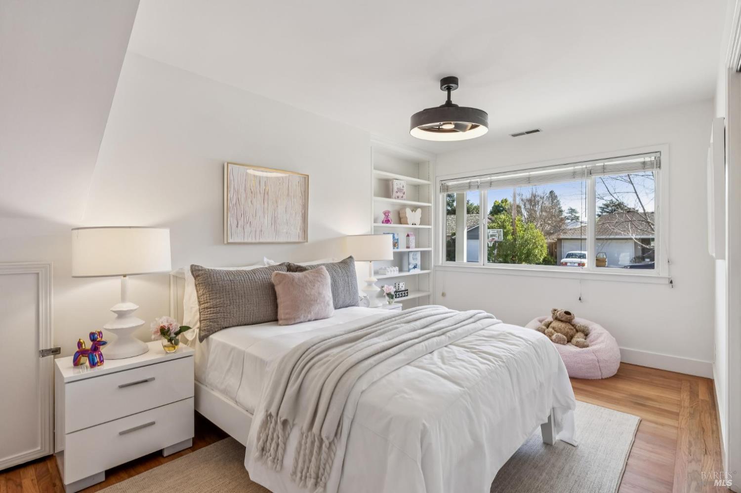 Detail Gallery Image 49 of 64 For 38 Cornell Ave, Larkspur,  CA 94939 - 5 Beds | 3 Baths