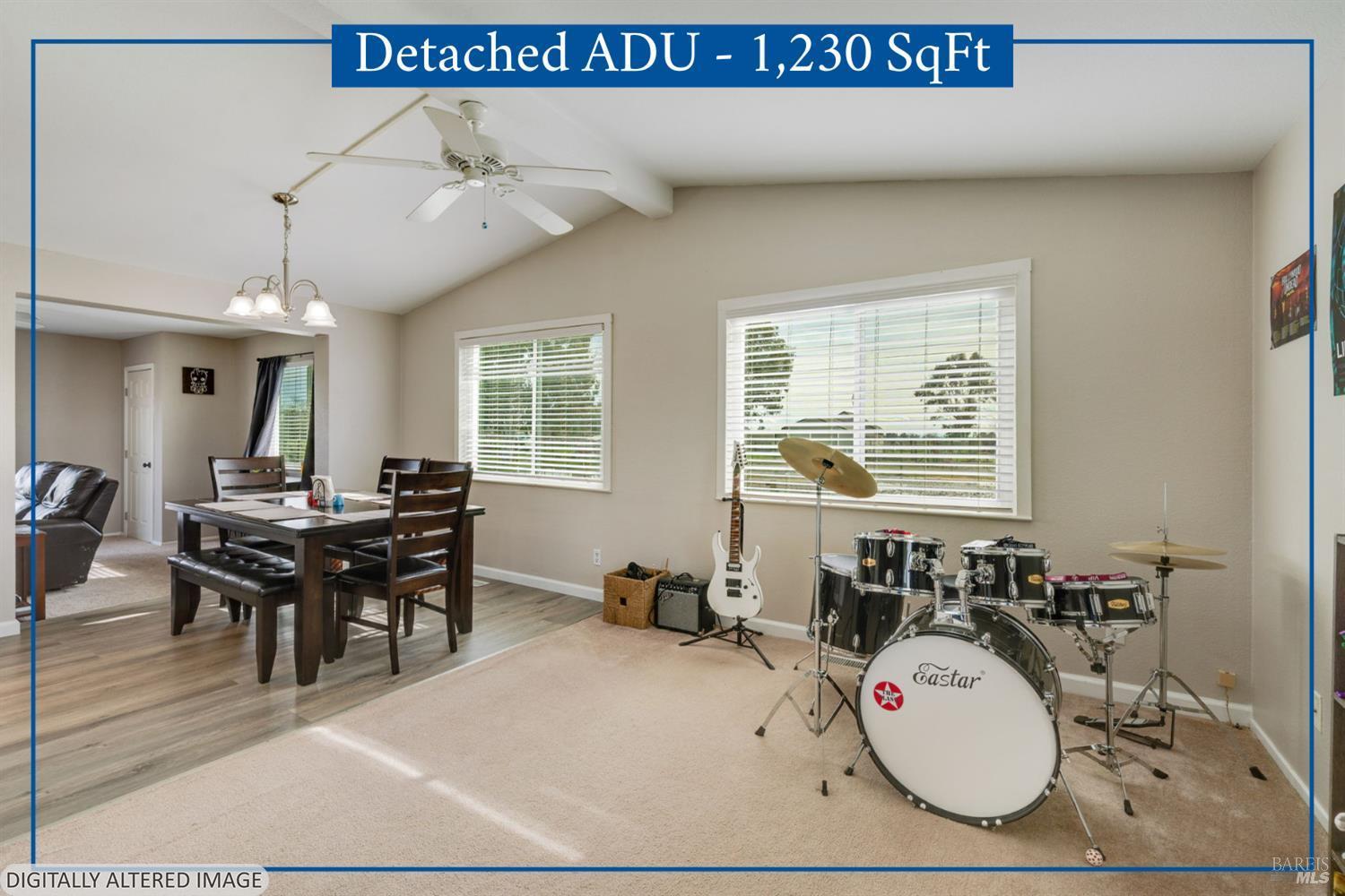 Detail Gallery Image 13 of 38 For 7500 N Meridian Rd, Vacaville,  CA 95688 - 6 Beds | 3 Baths