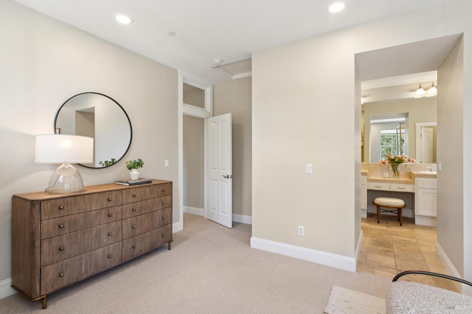 Detail Gallery Image 25 of 41 For 508 Blue Jay Way, Mill Valley,  CA 94941 - 4 Beds | 2/1 Baths