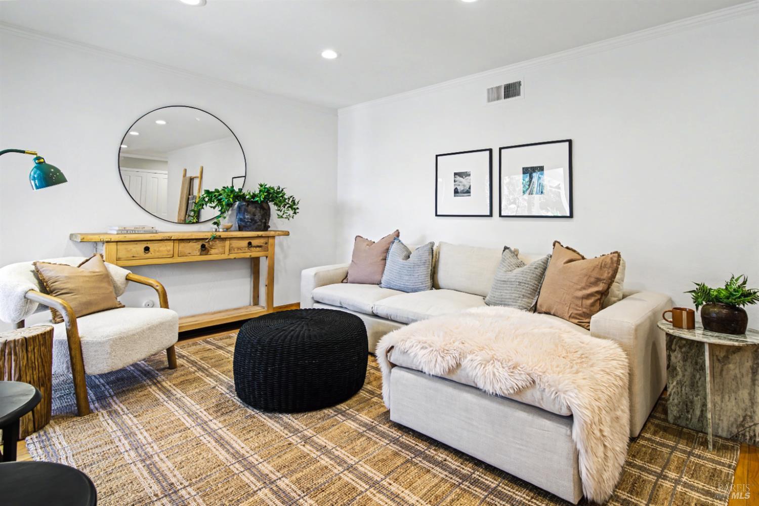 Detail Gallery Image 20 of 48 For 255 Knight Dr, San Rafael,  CA 94901 - 3 Beds | 2 Baths