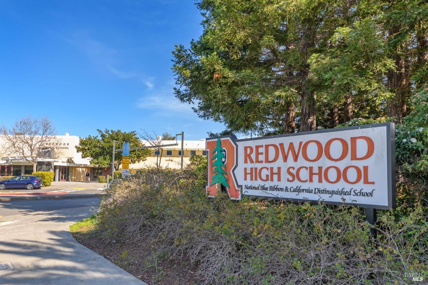 Detail Gallery Image 20 of 35 For 408 Larkspur Plaza Dr, Larkspur,  CA 94939 - 1 Beds | 1 Baths