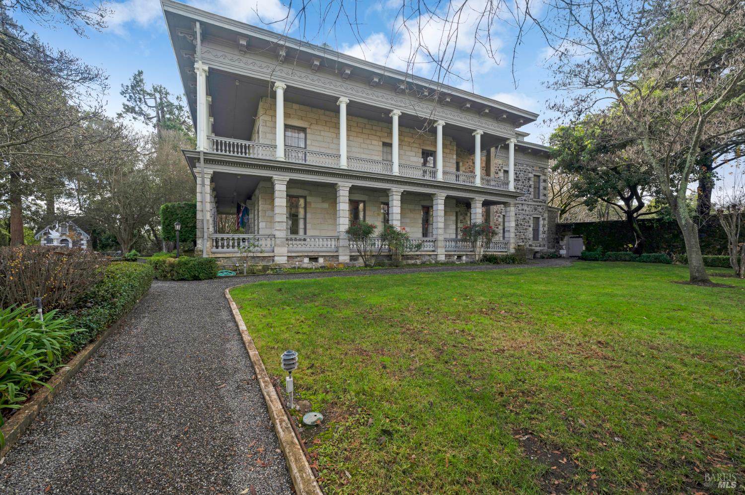 Detail Gallery Image 28 of 30 For 1366 Mission Dr, Sonoma,  CA 95476 - 2 Beds | 1 Baths