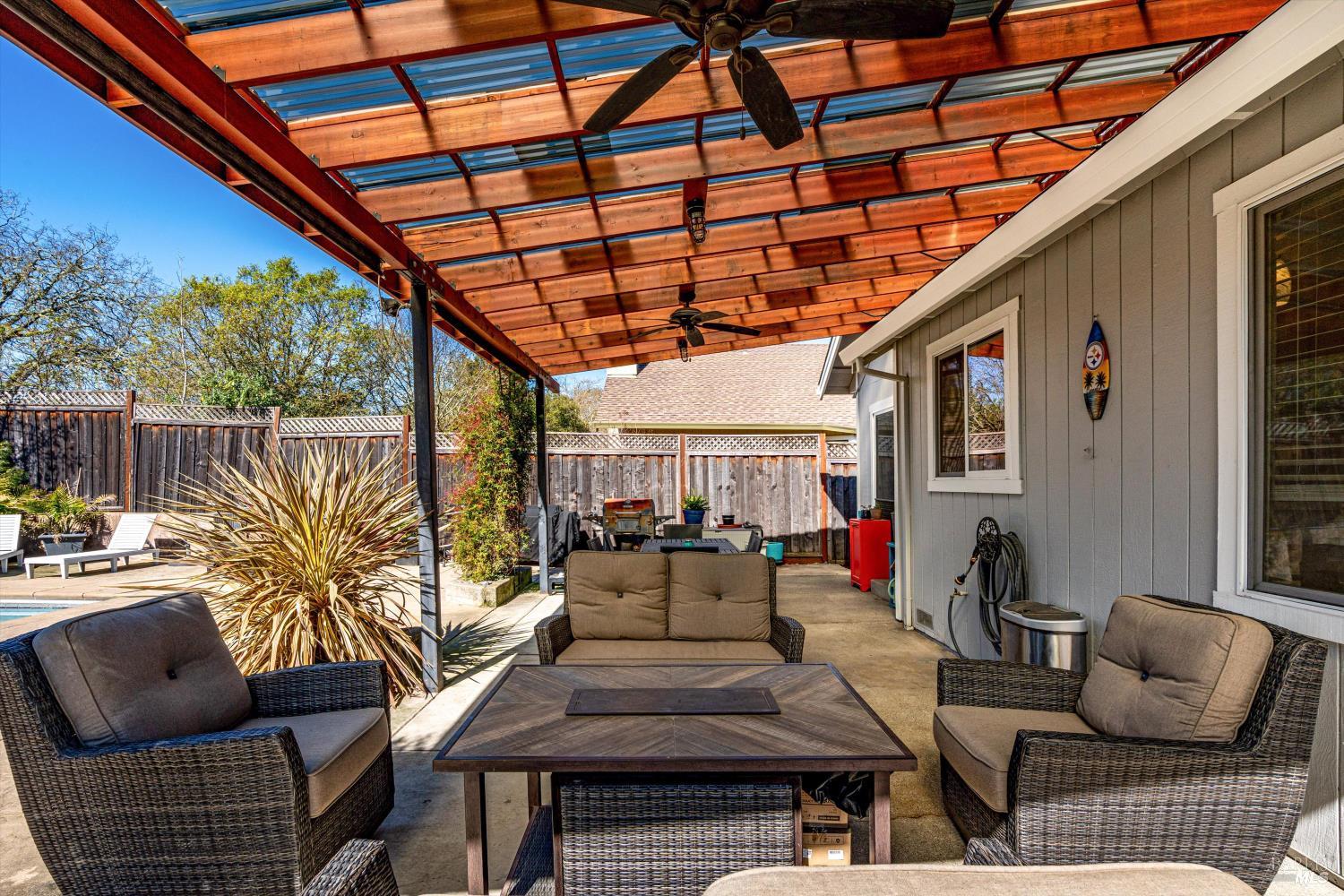 Detail Gallery Image 61 of 65 For 532 Walten Way, Windsor,  CA 95492 - 4 Beds | 2/1 Baths