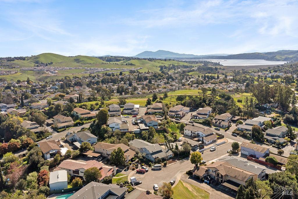 Detail Gallery Image 4 of 46 For 118 Yorkshire Ct, Vallejo,  CA 94591 - – Beds | – Baths