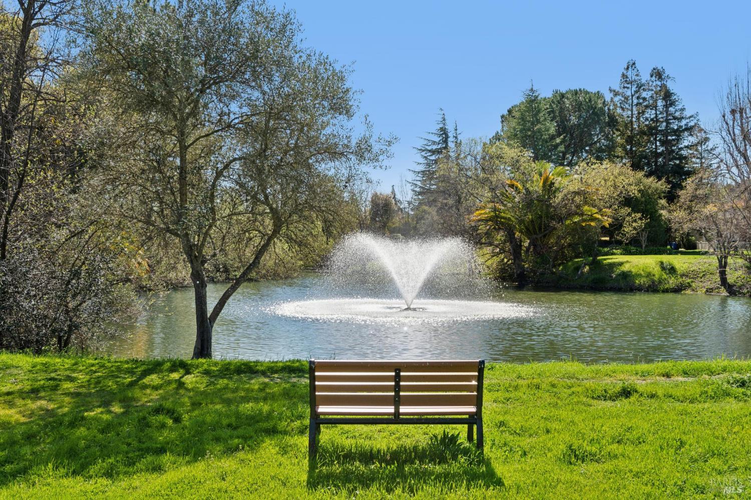 Detail Gallery Image 18 of 30 For 1366 Mission Dr, Sonoma,  CA 95476 - 2 Beds | 1 Baths