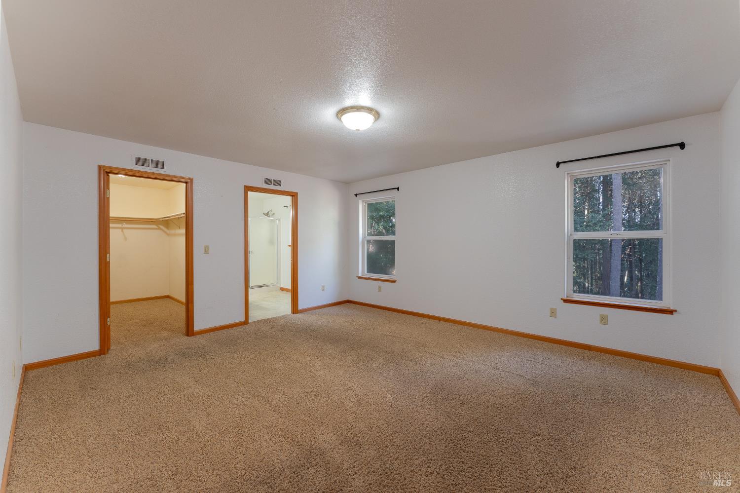 Detail Gallery Image 13 of 42 For 4862 Blue Lake Rd, Willits,  CA 95490 - 3 Beds | 2 Baths