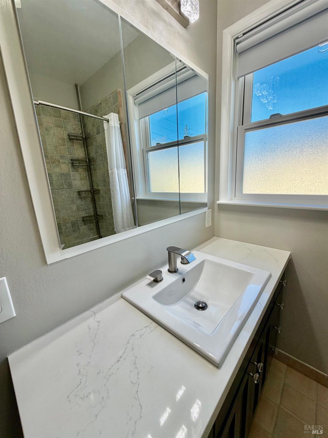 Detail Gallery Image 31 of 55 For 2766 Iowa St, Napa,  CA 94558 - 3 Beds | 1/1 Baths
