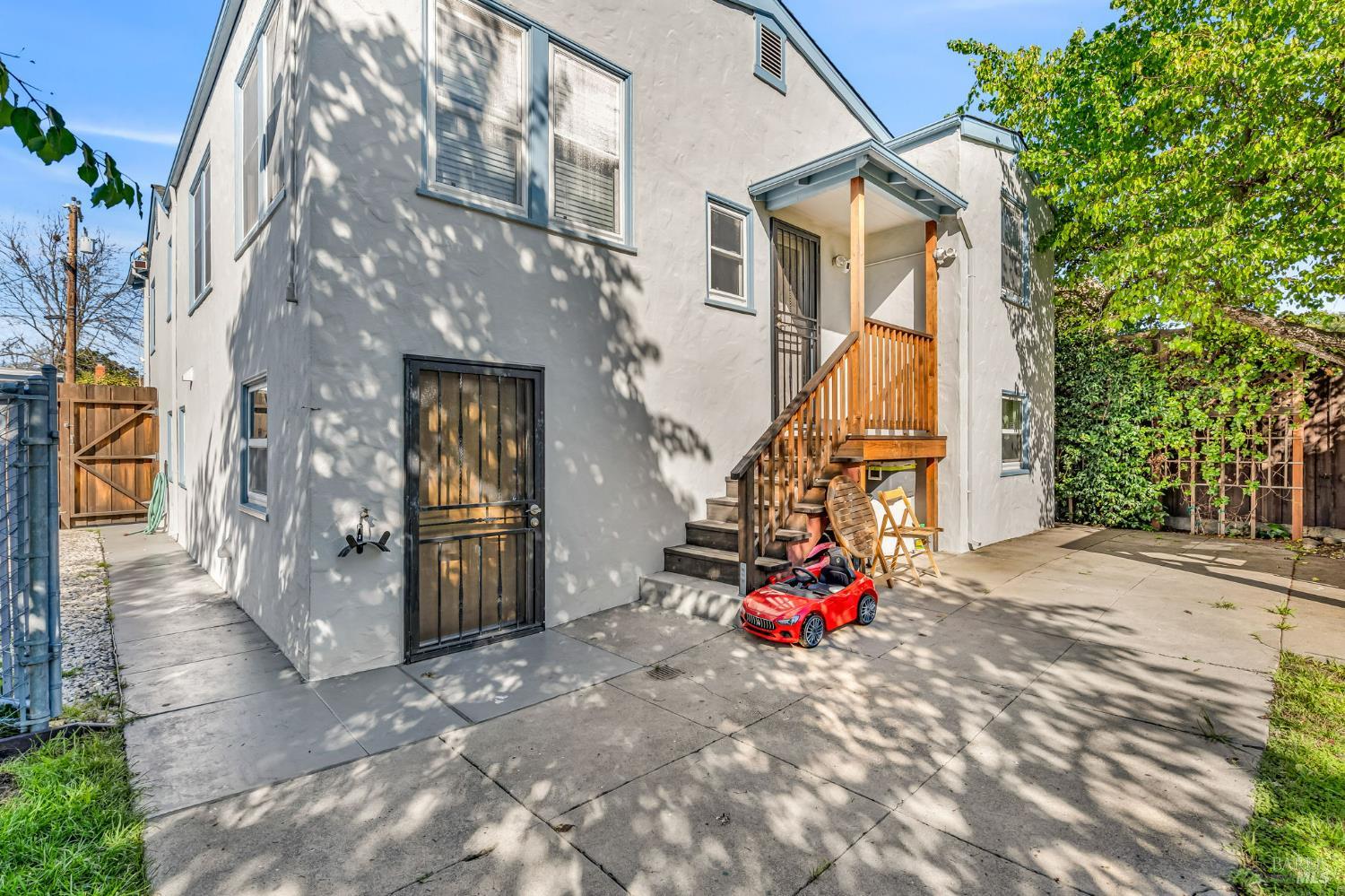 Detail Gallery Image 26 of 32 For 729 1st St, Rodeo,  CA 94572 - 3 Beds | 2 Baths