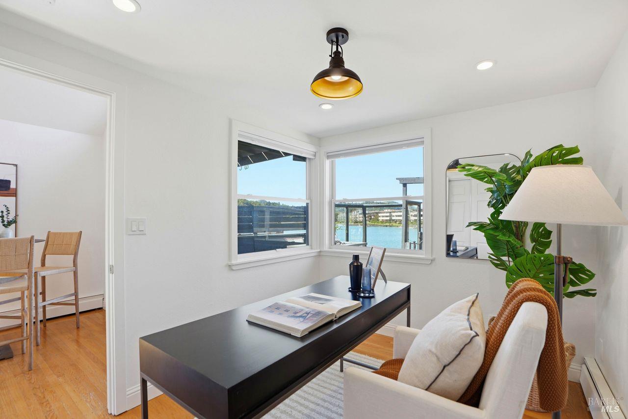 Detail Gallery Image 16 of 37 For 21 Boardwalk One Unkn, Larkspur,  CA 94939 - 3 Beds | 2 Baths