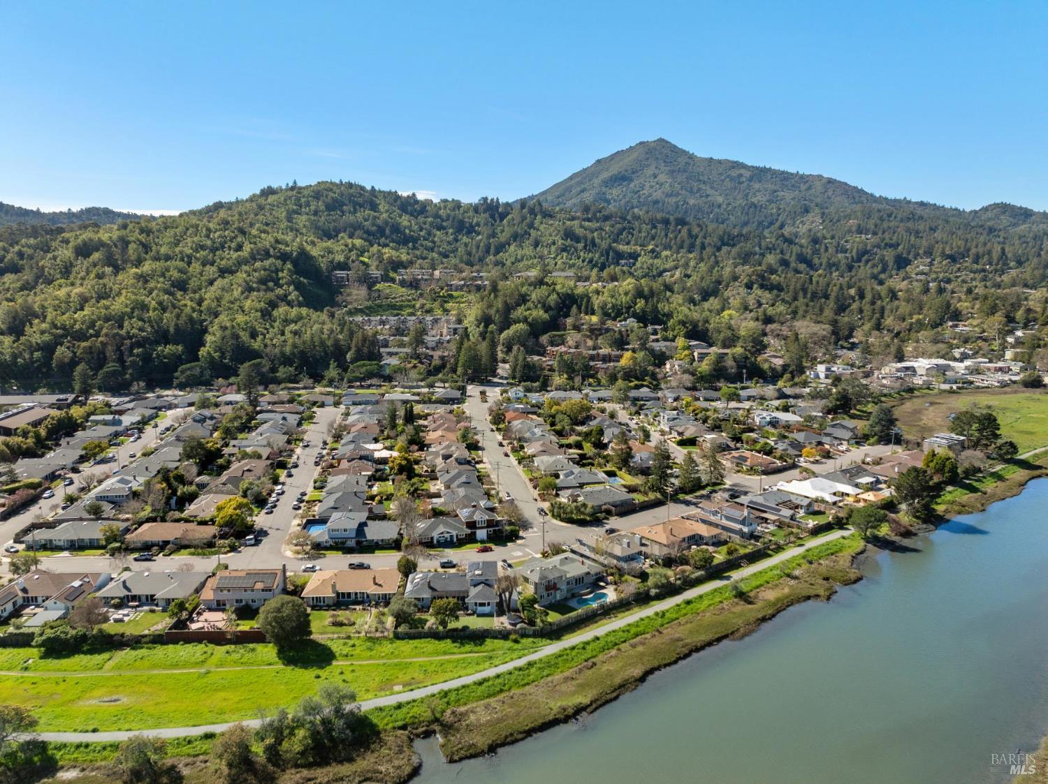 Detail Gallery Image 62 of 64 For 38 Cornell Ave, Larkspur,  CA 94939 - 5 Beds | 3 Baths