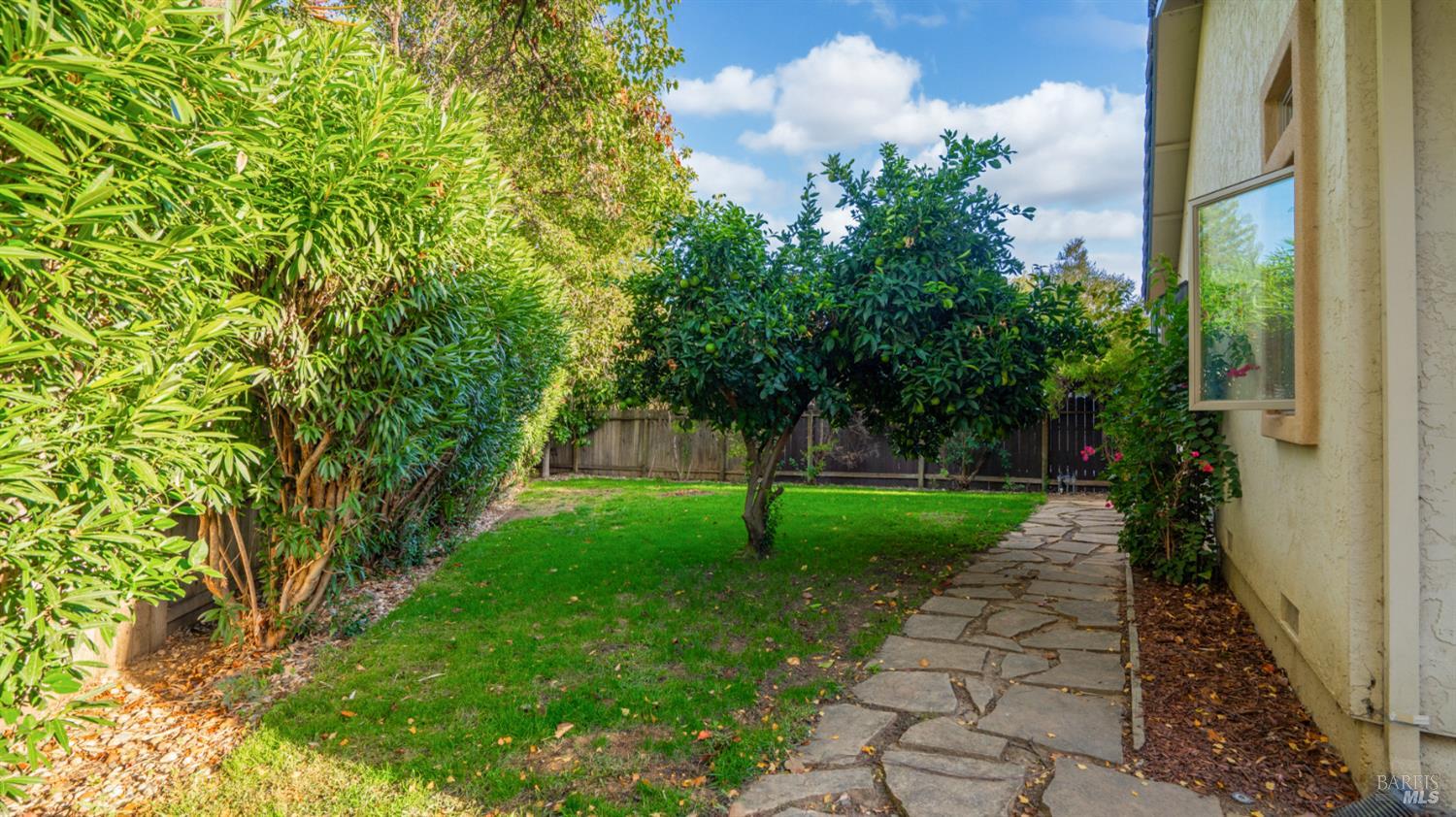 Detail Gallery Image 36 of 49 For 173 San Jose Ct, Vacaville,  CA 95688 - 4 Beds | 2 Baths