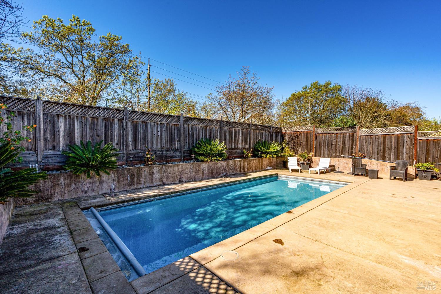 Detail Gallery Image 59 of 65 For 532 Walten Way, Windsor,  CA 95492 - 4 Beds | 2/1 Baths